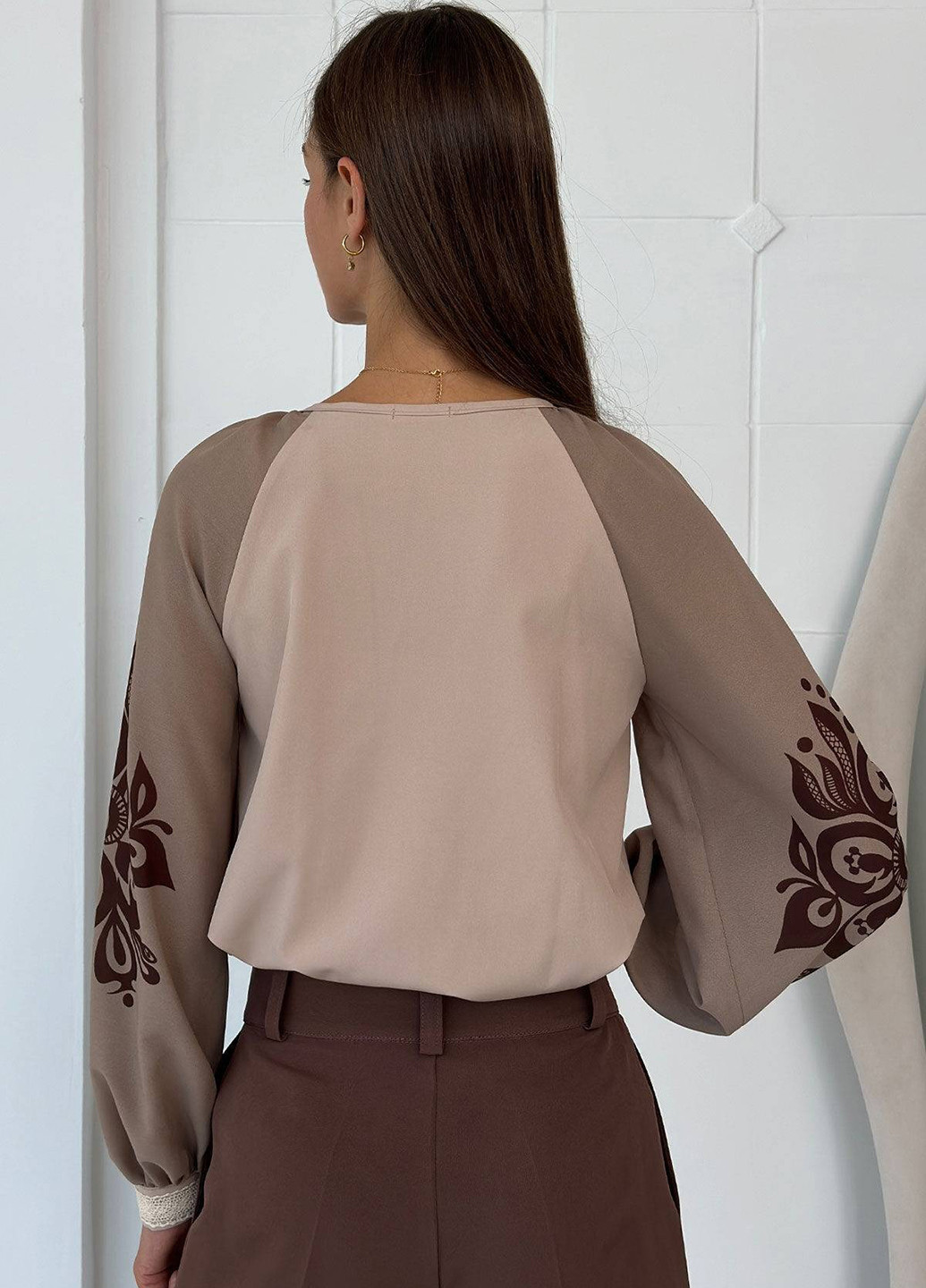 Бежевая блуза No Brand