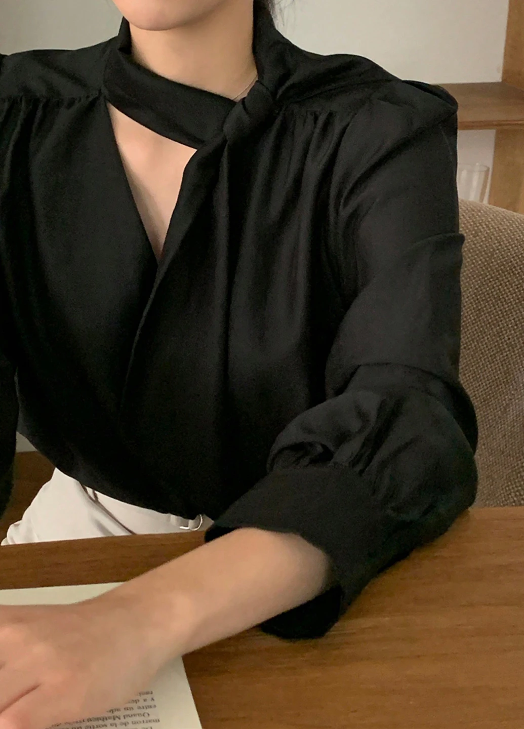Чорна блуза SHEIN