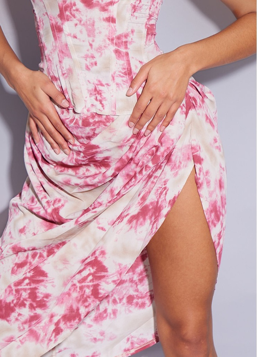 Розовая кэжуал с абстрактным узором юбка PrettyLittleThing