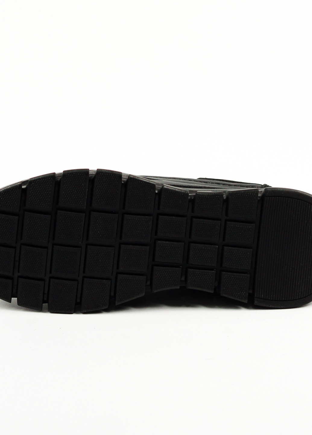Черные демисезонные кроссовки кожаные Pandew