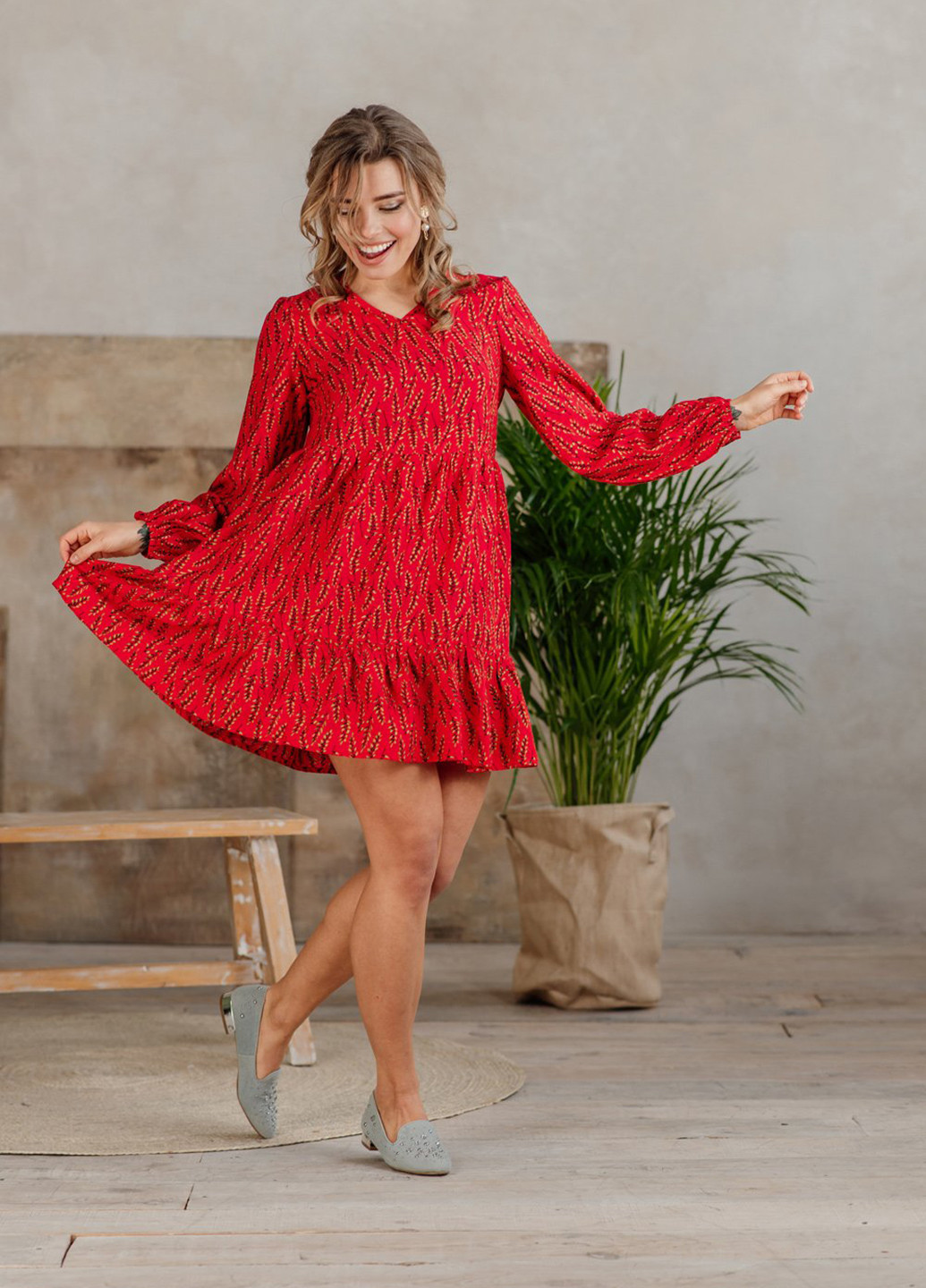 Красное кэжуал платье клеш Azuri с цветочным принтом