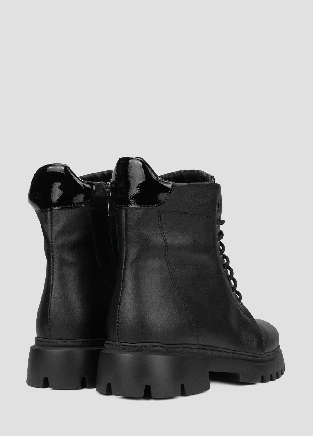 Зимние ботинки берцы Libero со шнуровкой