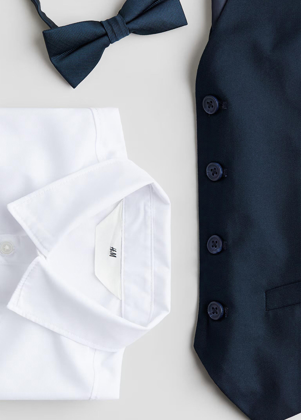 Білий демісезонний компект (жилет, cорочка, метелик) H&M