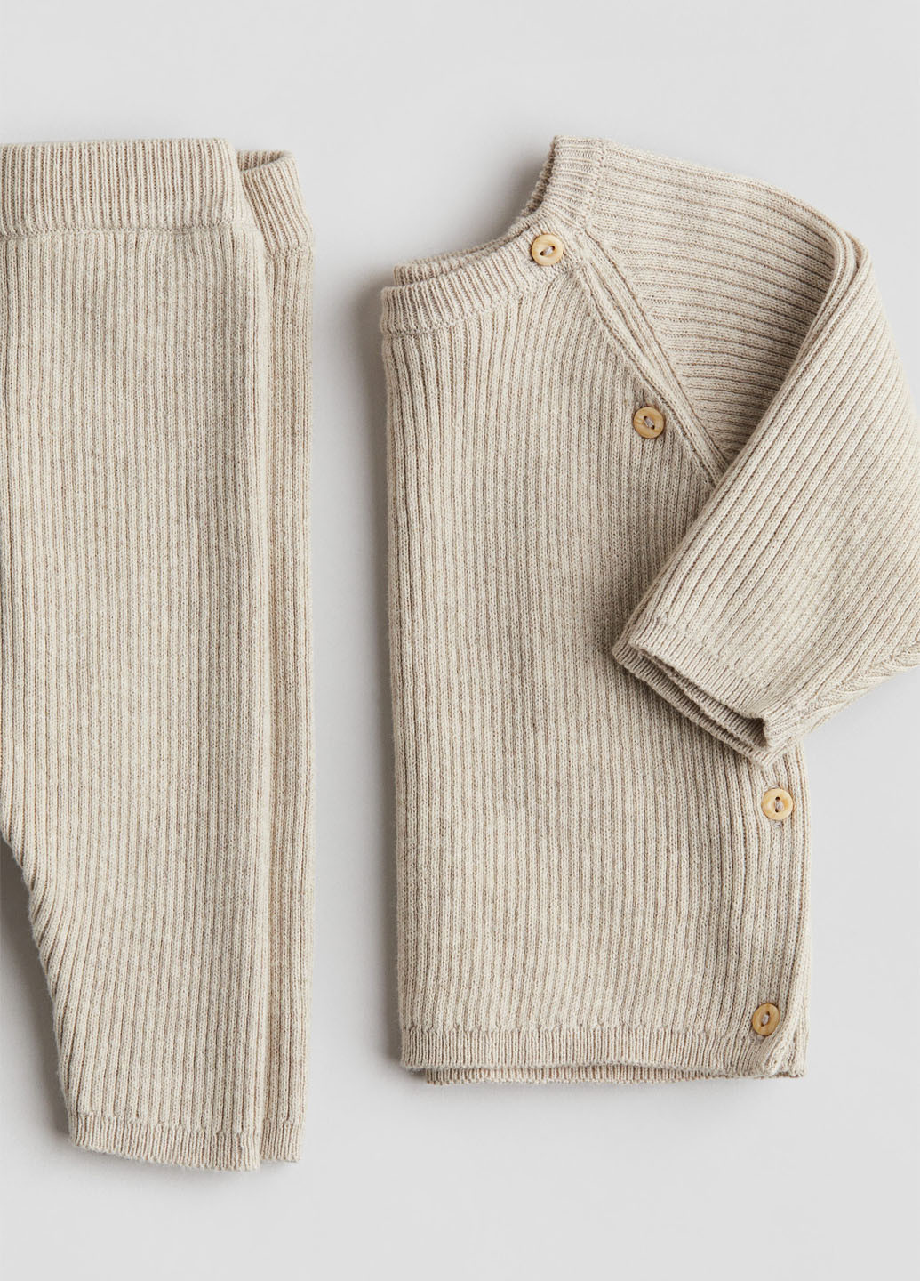 Серо-бежевый демисезонный комплект (джемпер, брюки) H&M