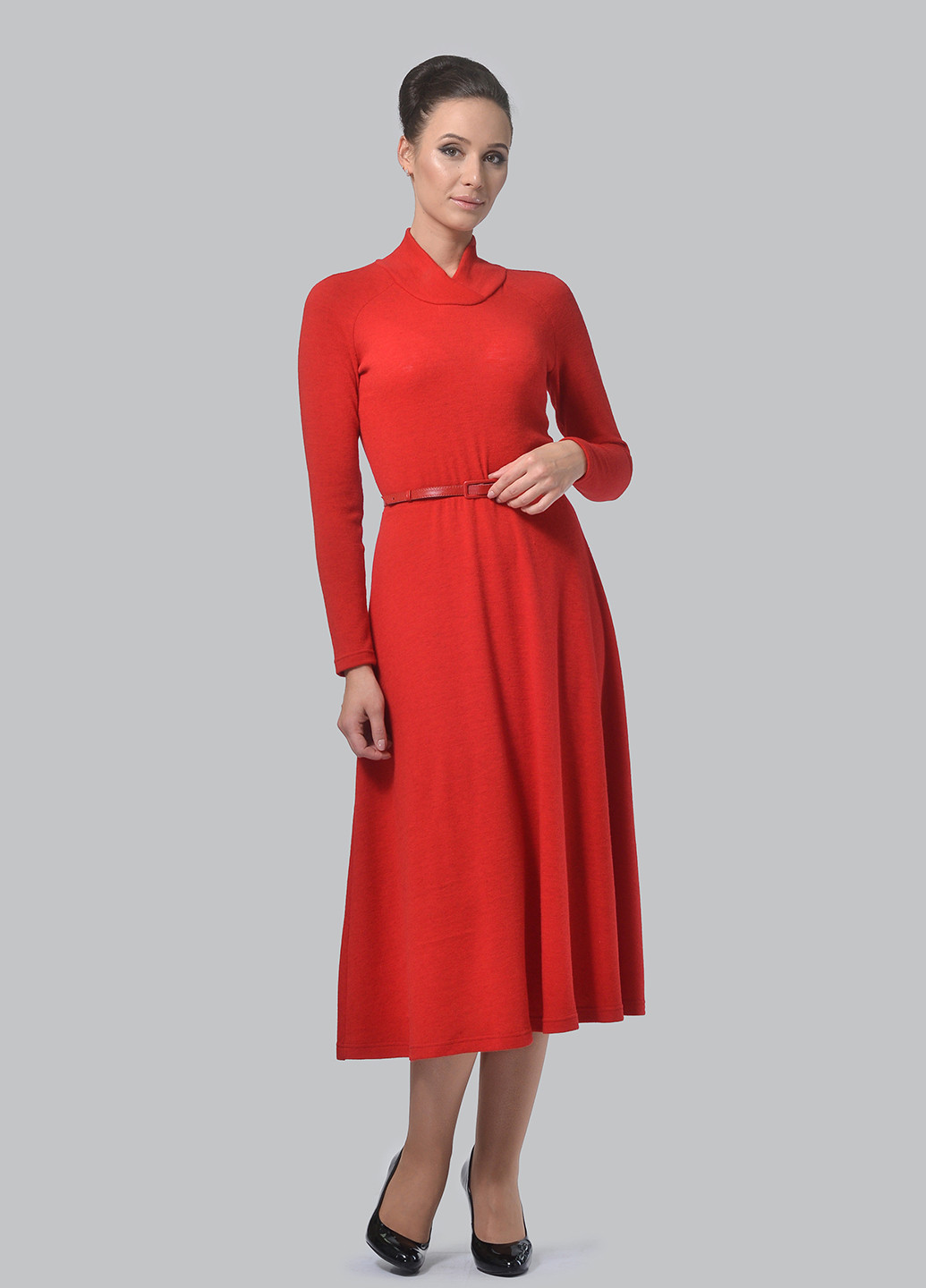 Красное деловое платье клеш Alika Kruss однотонное