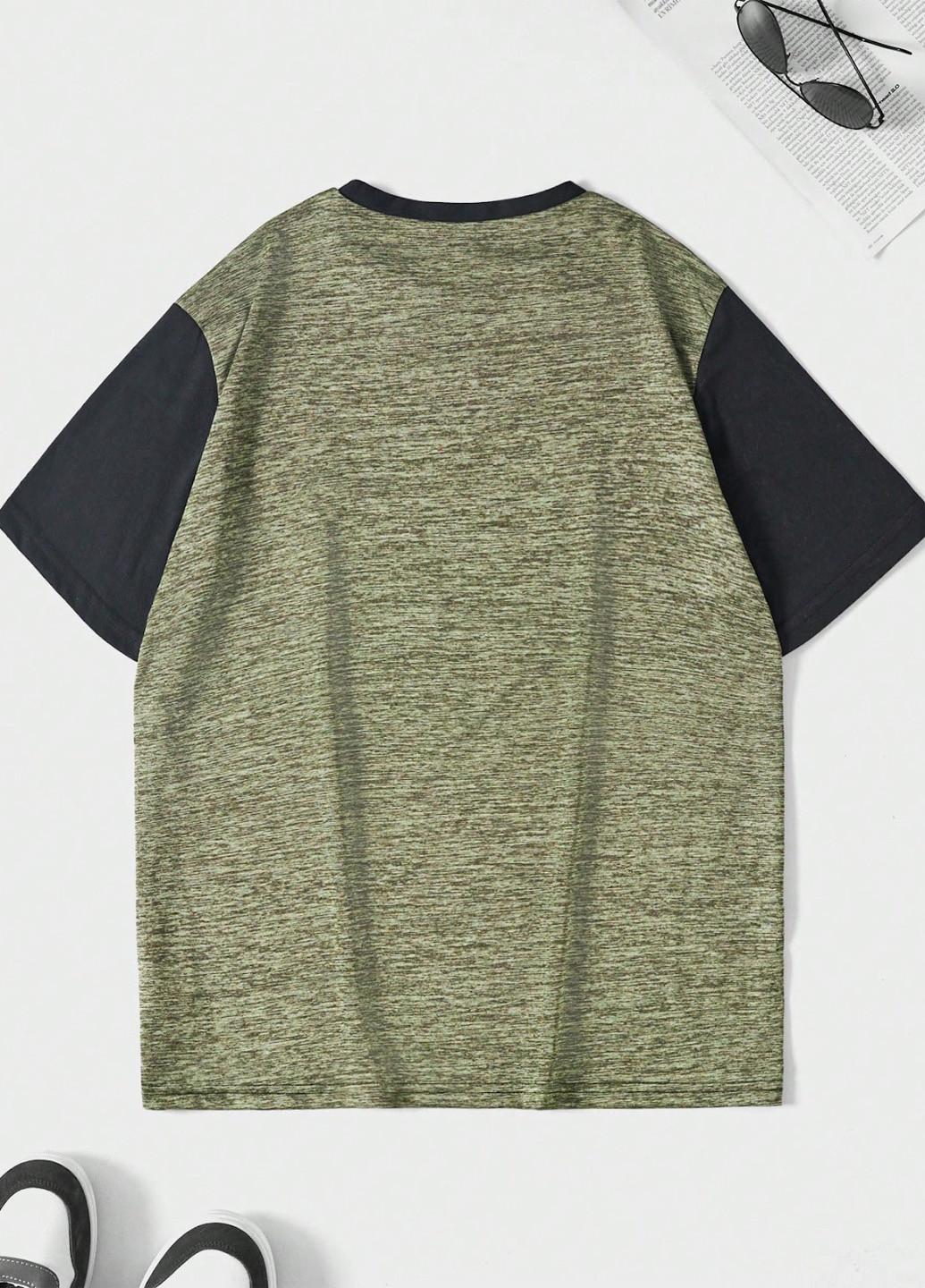 Сіро-зелена футболка SHEIN