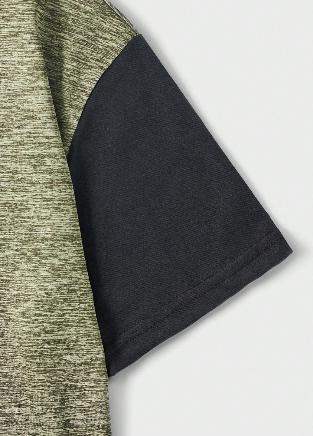 Сіро-зелена футболка SHEIN