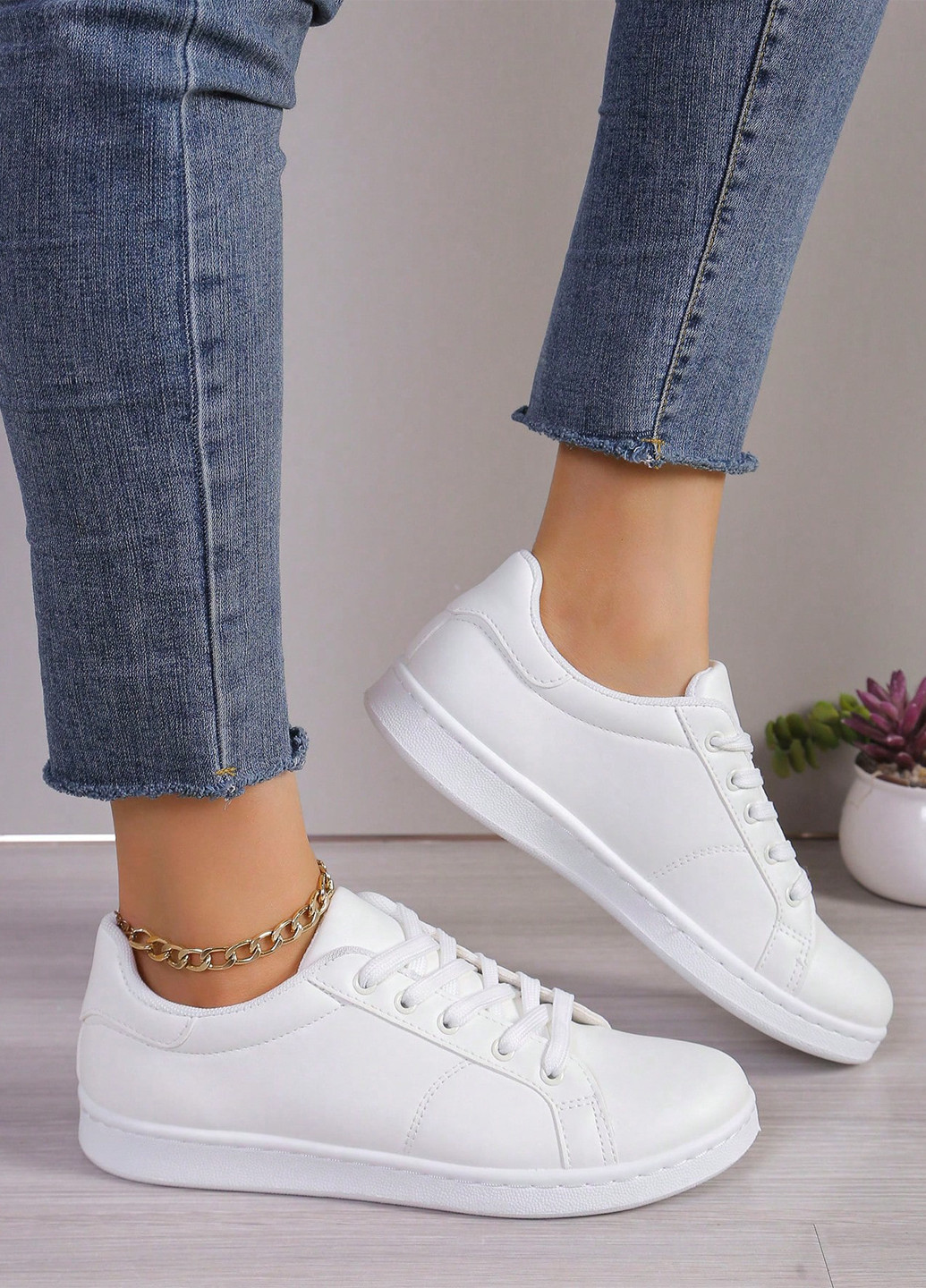 Білі кеди SHEIN