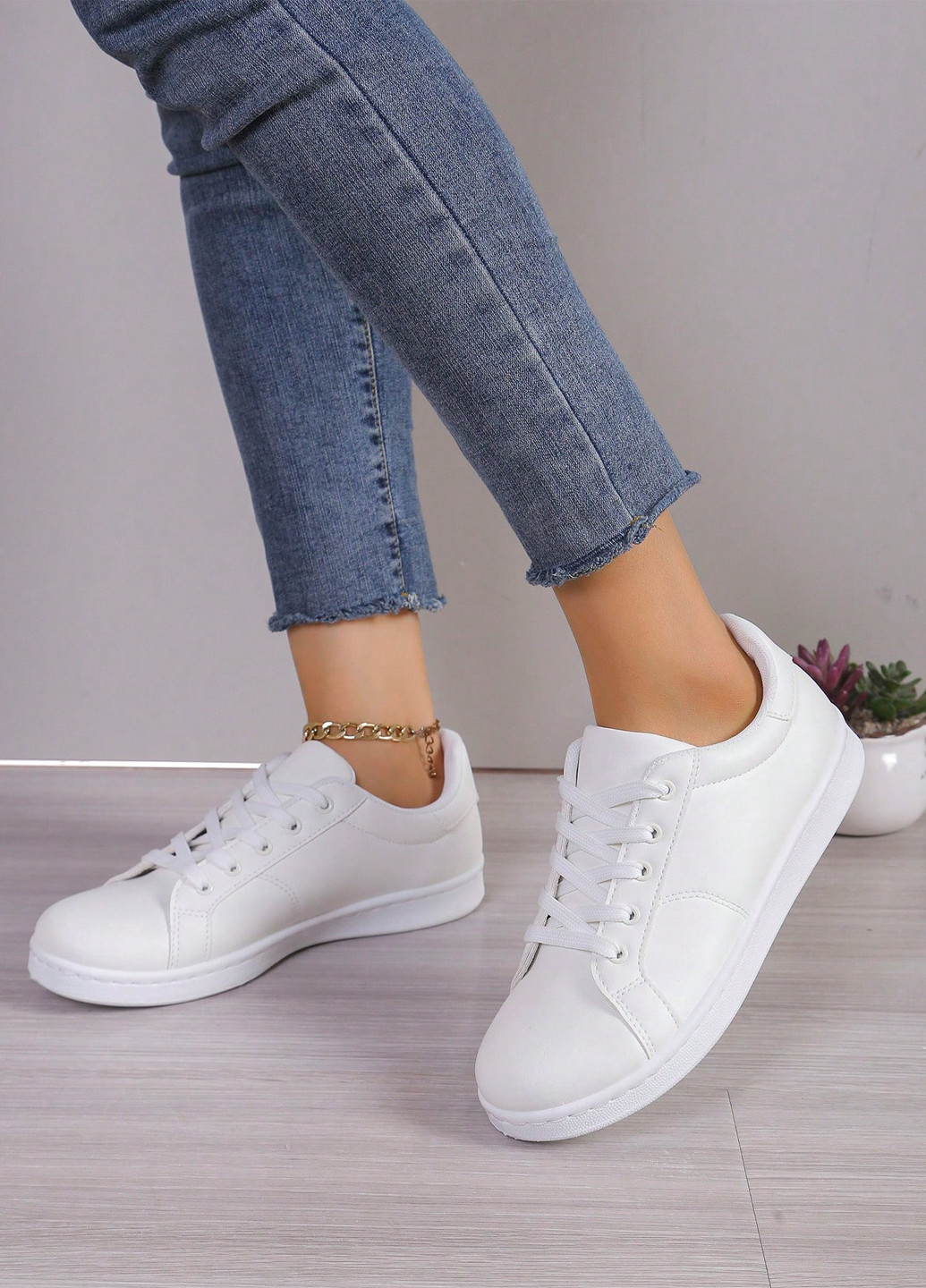 Білі кеди SHEIN