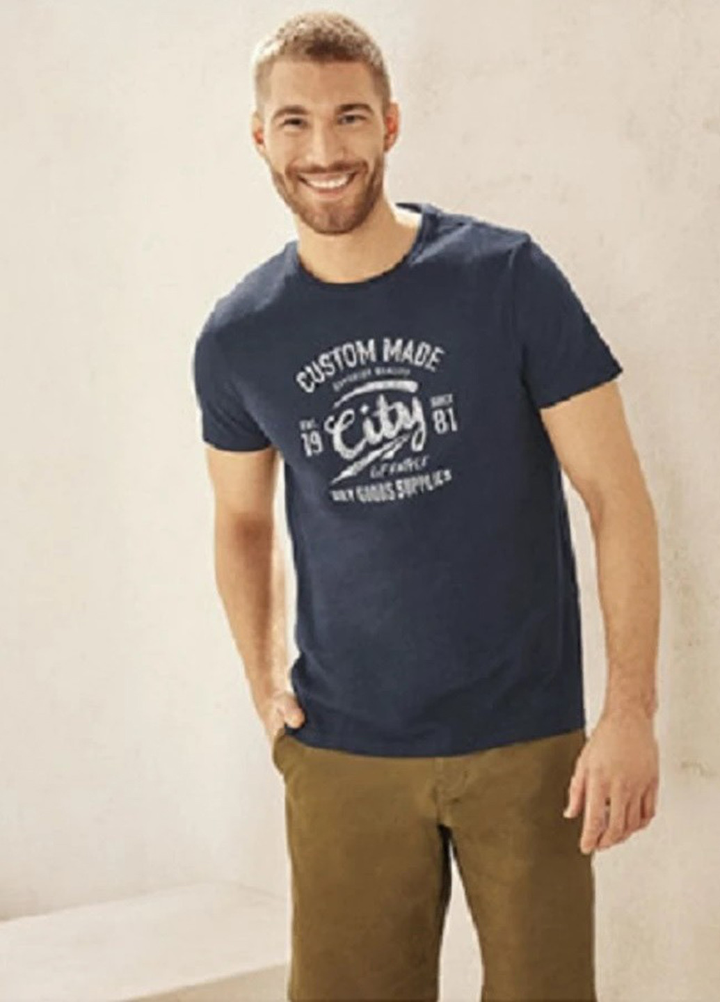 Темно-синя футболка Livergy