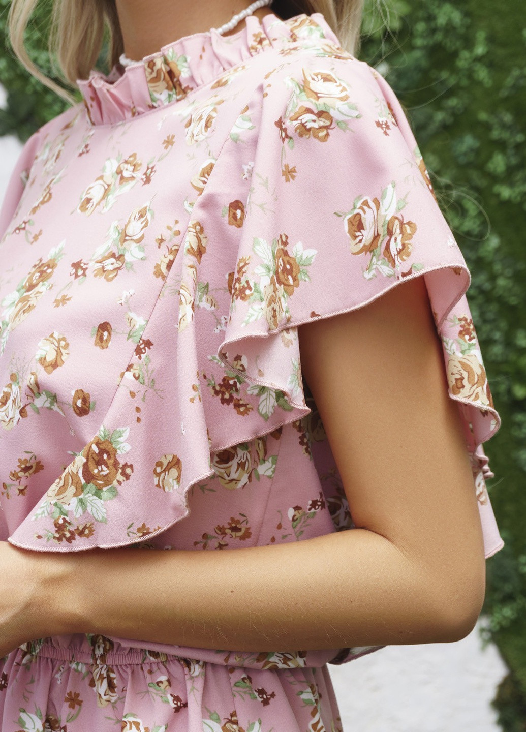 Розовое повседневный платье женское клеш ISSA PLUS с цветочным принтом
