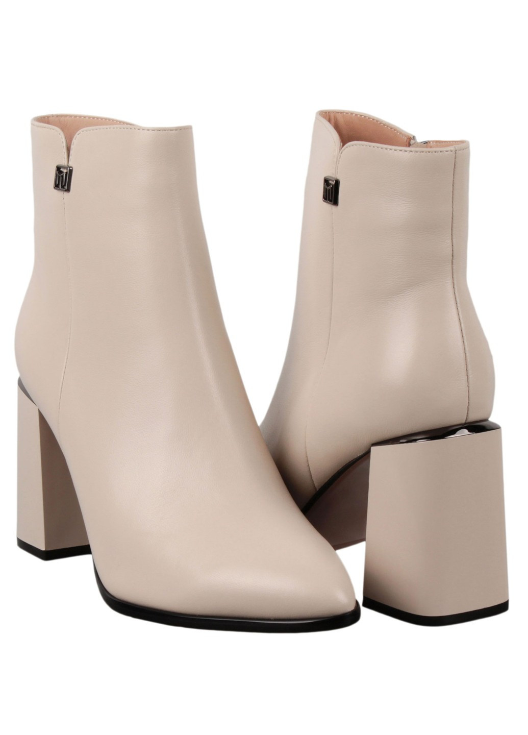 Осенние женские ботинки на каблуке 198718 Buts