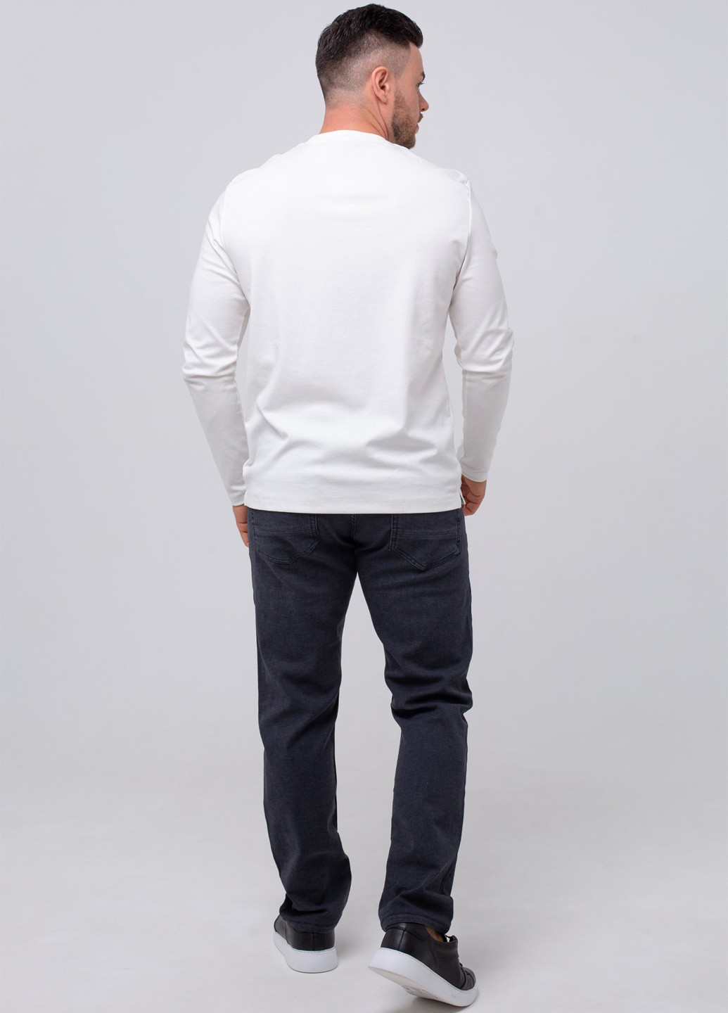 Темно-серые демисезонные слим джинсы K.O.R