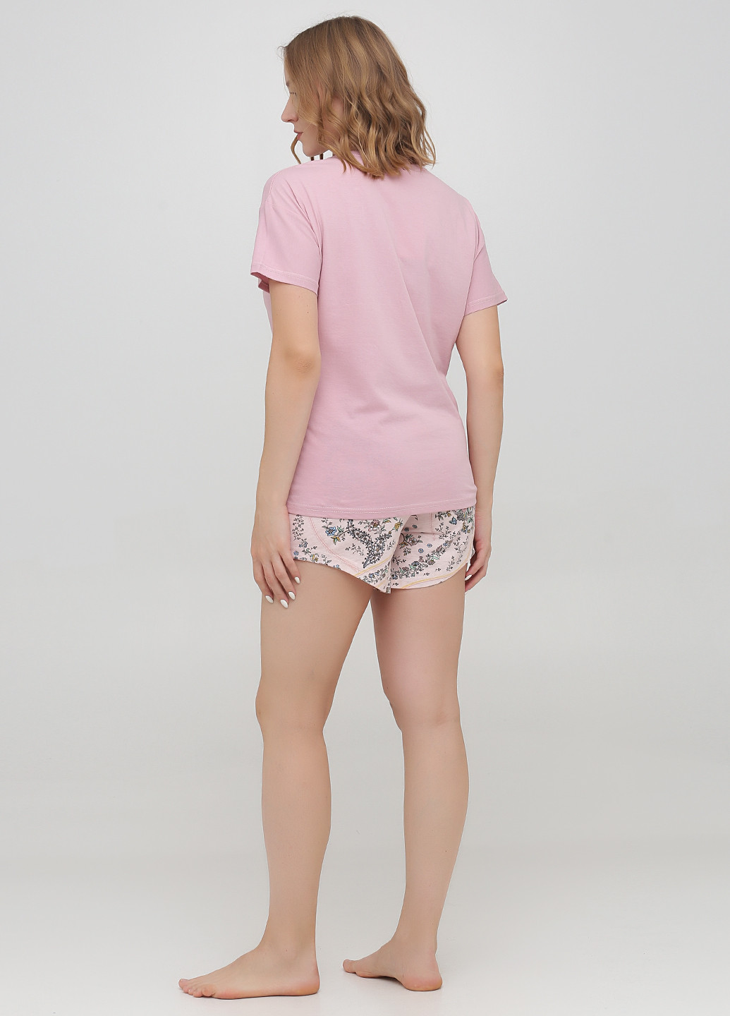 Светло-розовый демисезонный комплект (футболка, шорты) ARCAN