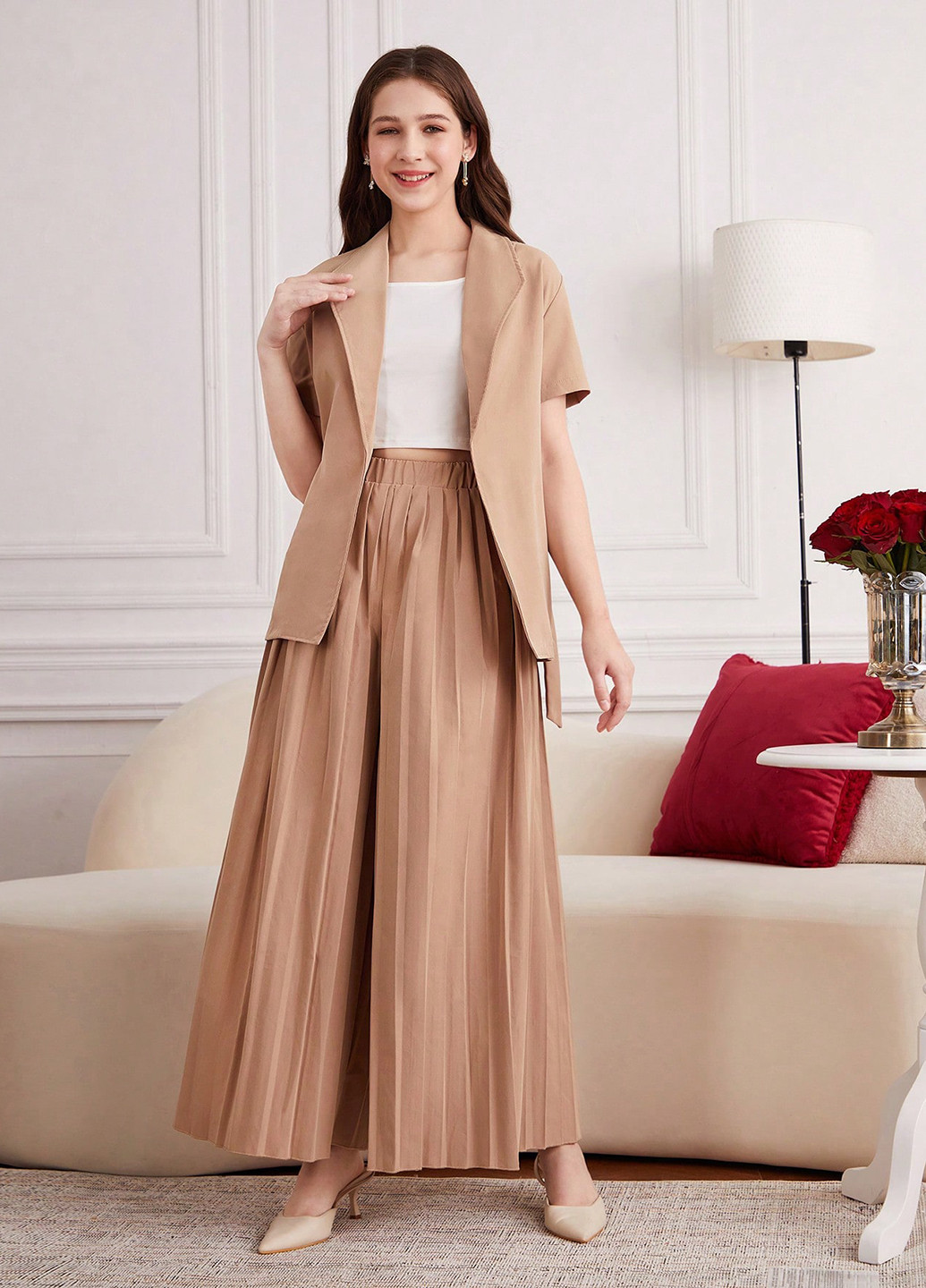 Темно-бежевый летний костюм (жакет, топ, брюки) SHEIN