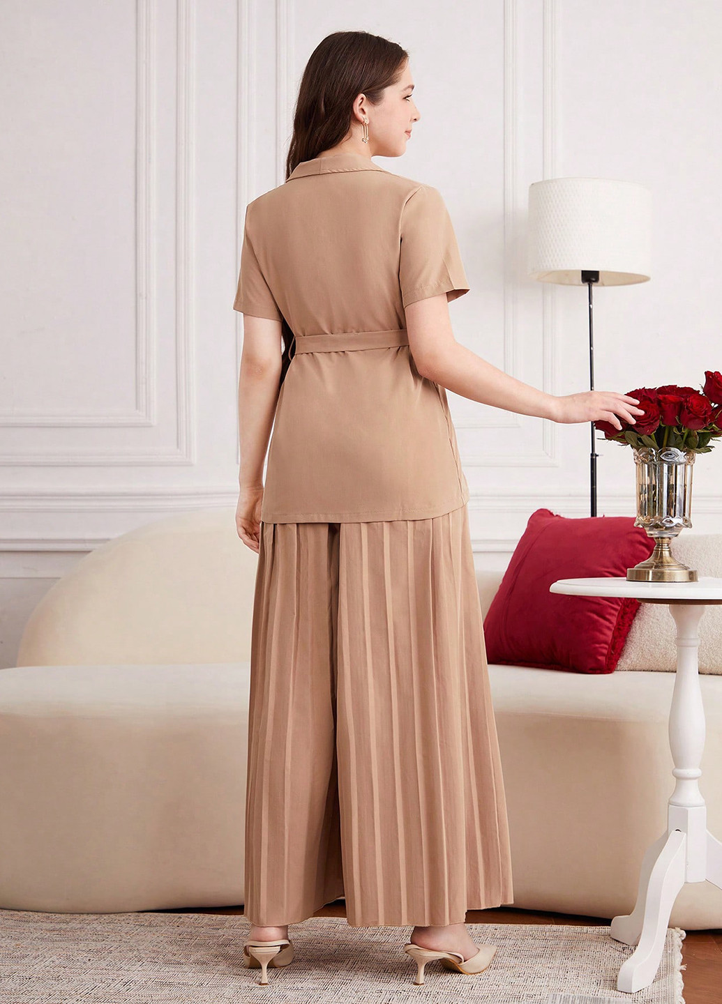Темно-бежевый летний костюм (жакет, топ, брюки) SHEIN