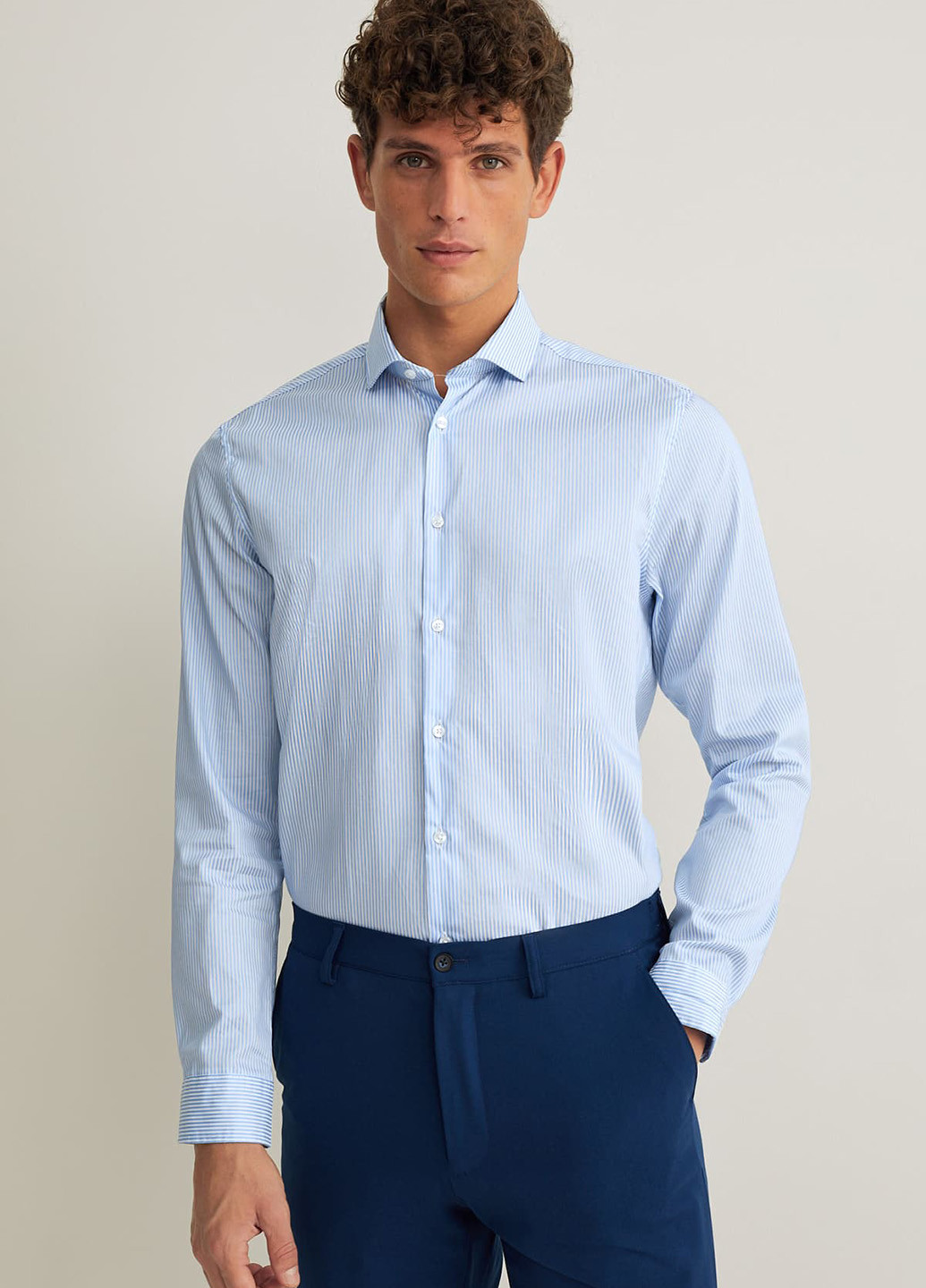Голубой кэжуал, классическая рубашка в полоску C&A