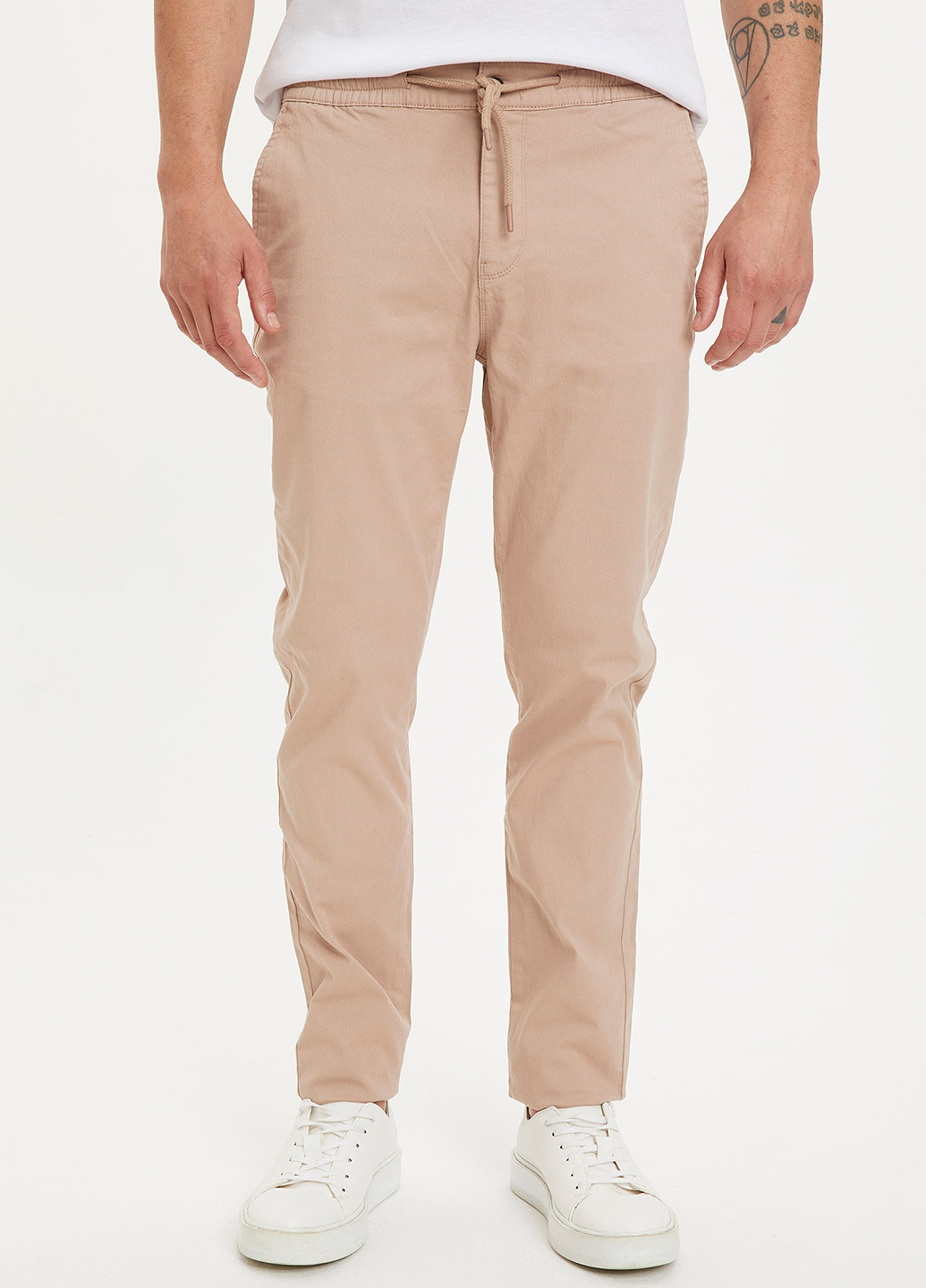 Светло-бежевые кэжуал летние чиносы брюки DeFacto