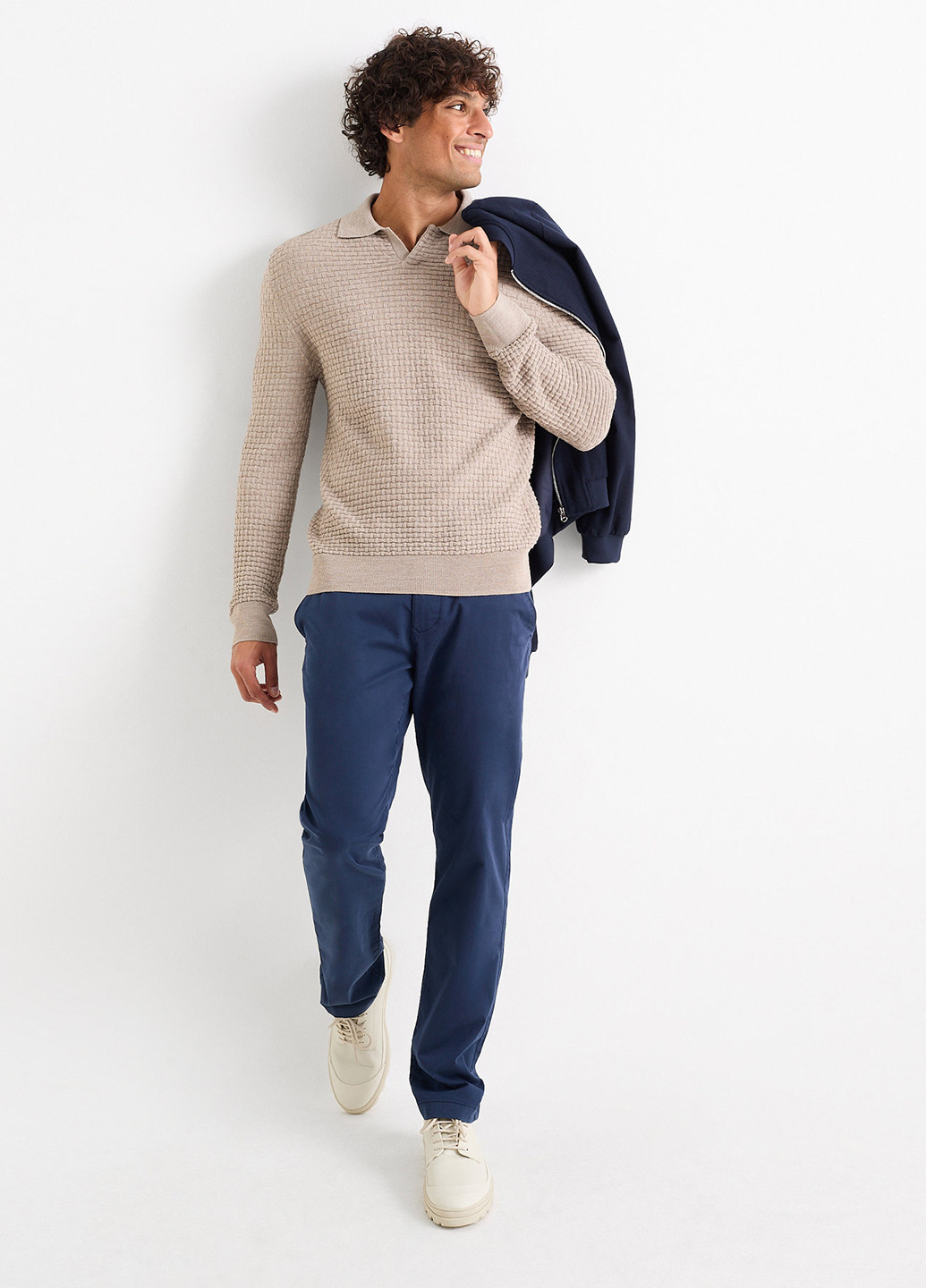 Бежевый демисезонный свитер C&A