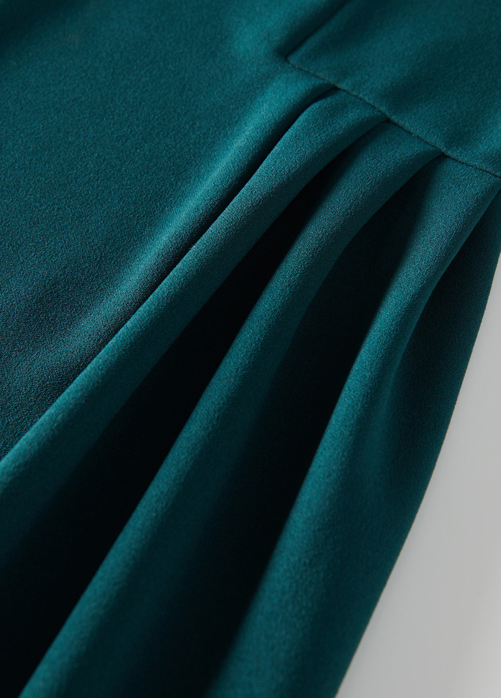 Изумрудное кэжуал платье Reserved однотонное