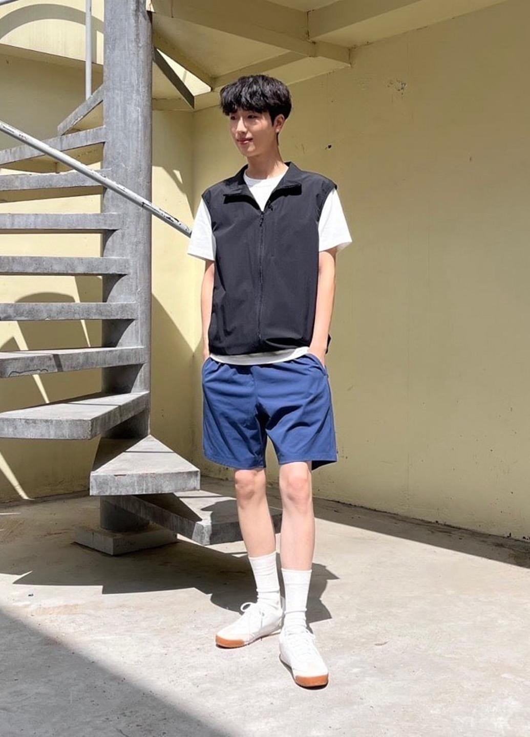 Жилет Uniqlo (335052143)