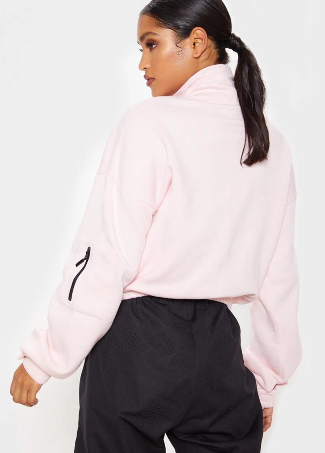 Светло-розовый свитшот PrettyLittleThing однотонный без декора (254799164)