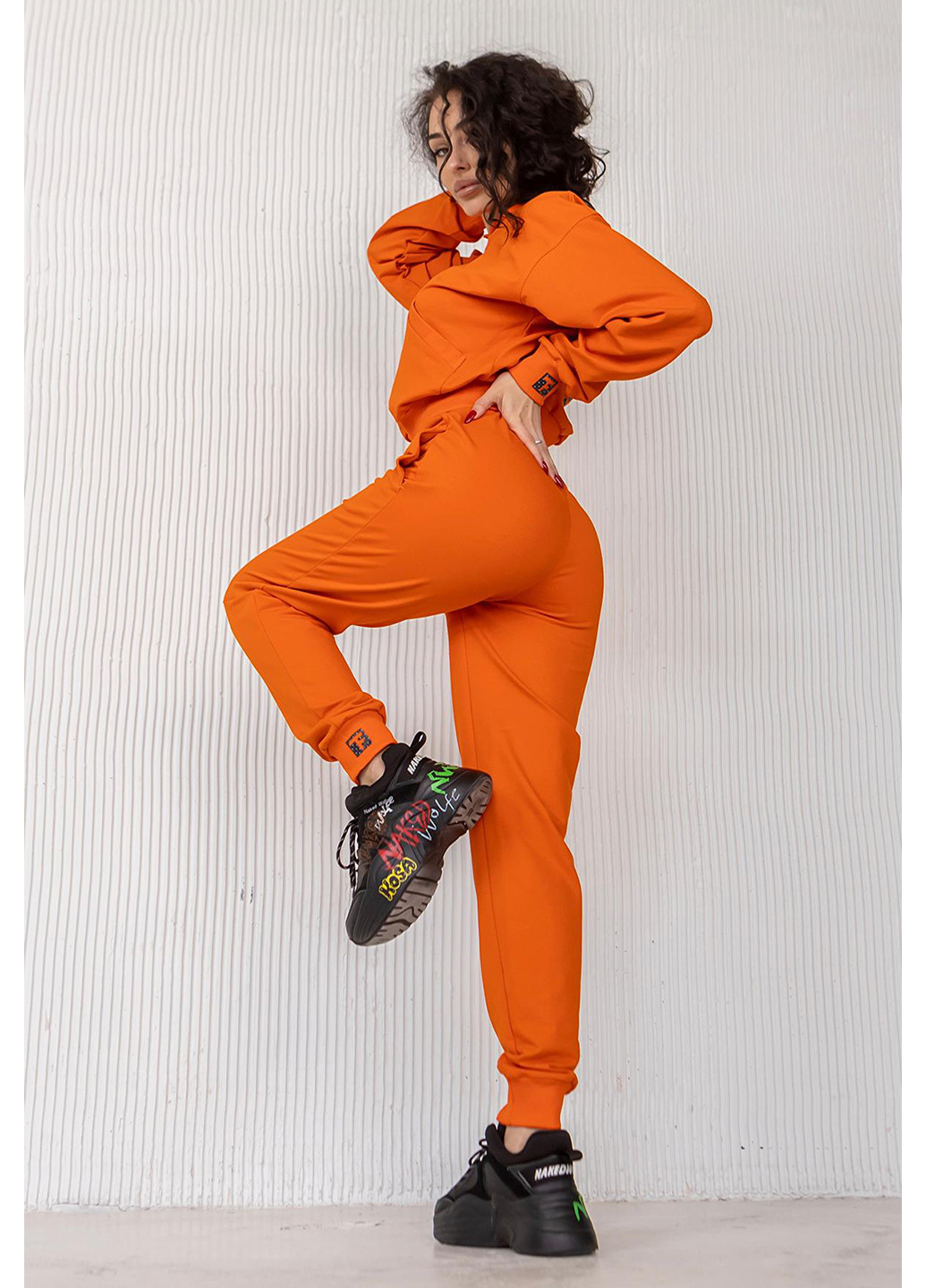 Оранжевые спортивные демисезонные джоггеры брюки TOTALFIT