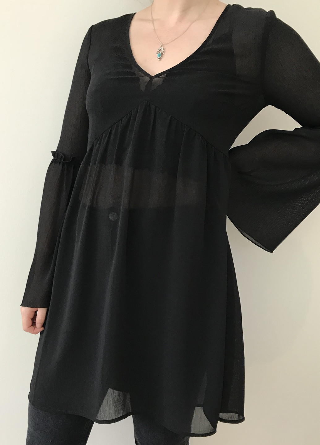 Черное кэжуал платье H&M однотонное