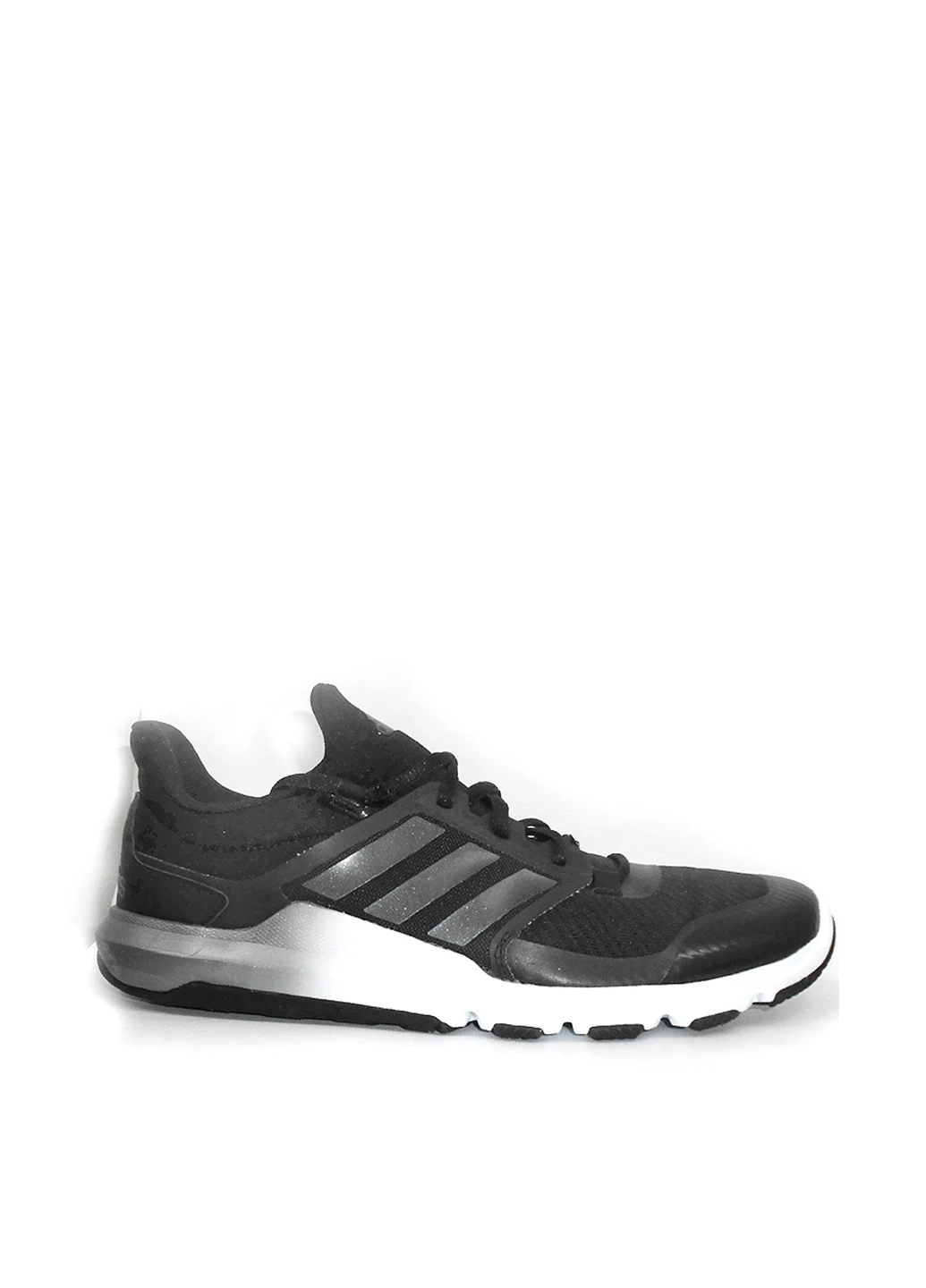 Черные всесезонные кроссовки adidas
