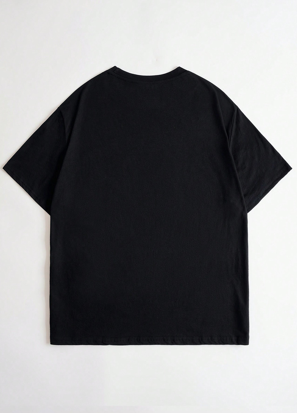 Черная футболка SHEIN