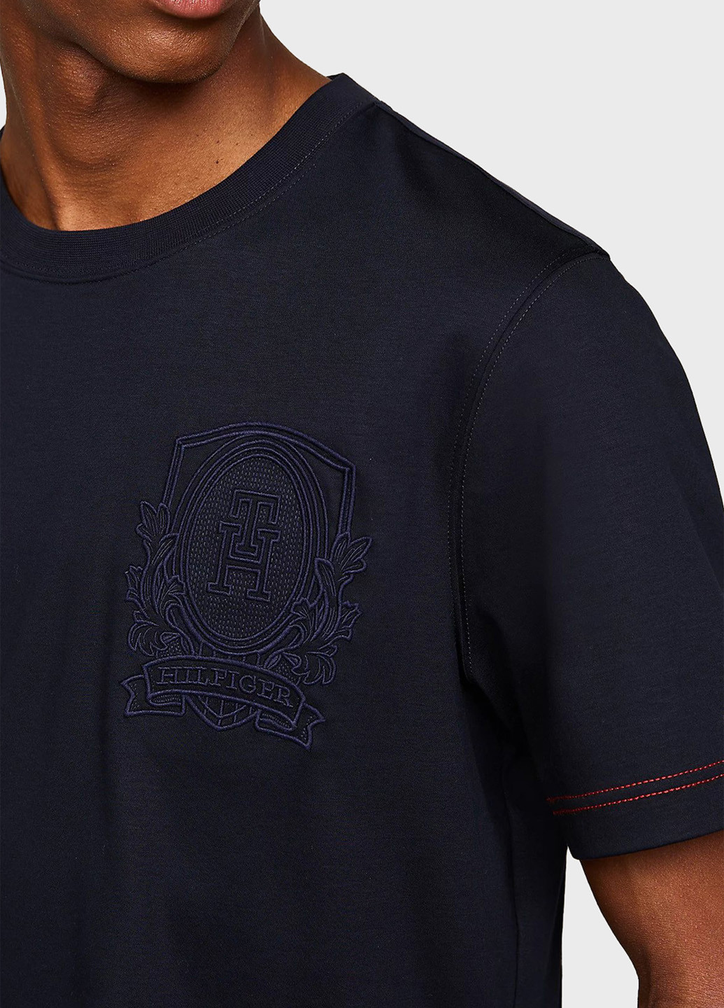 Темно-синя футболка Tommy Hilfiger