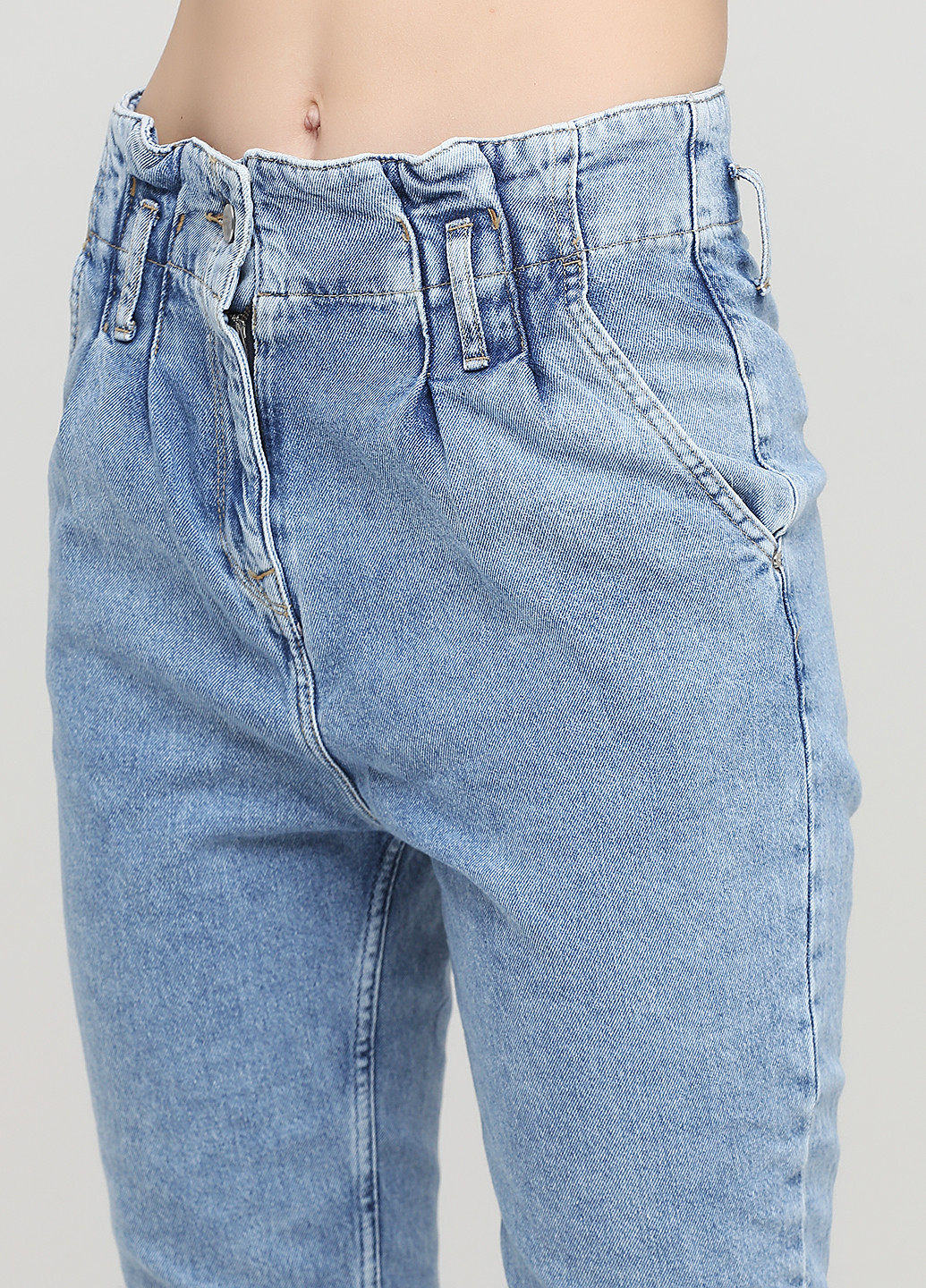 Голубые демисезонные зауженные, укороченные, мом фит джинсы Motivi