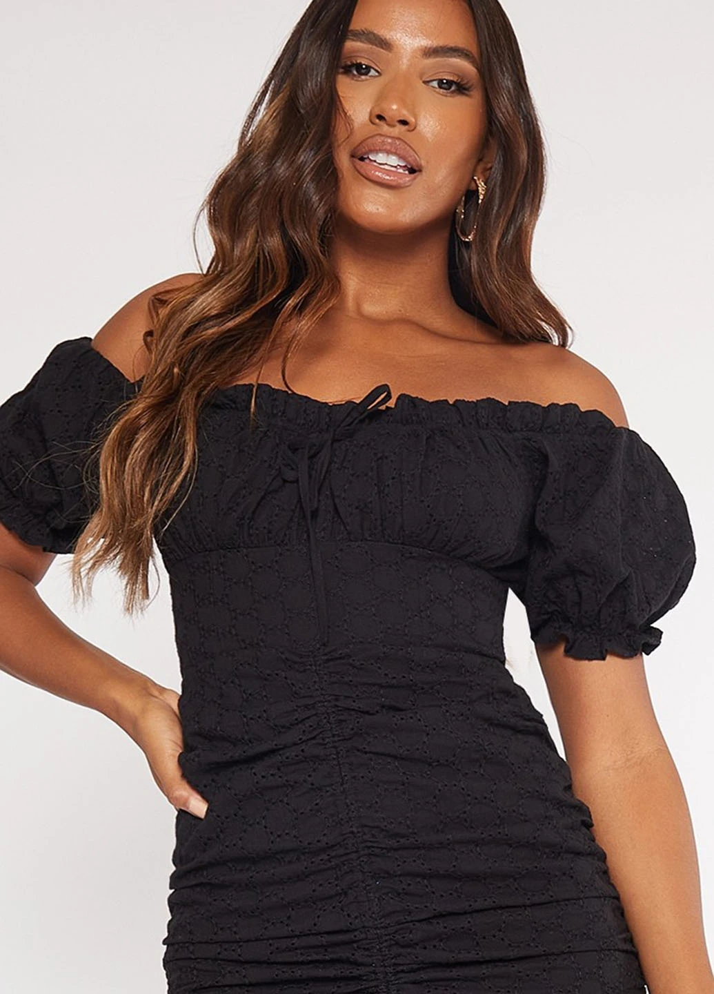 Чорна кежуал сукня PrettyLittleThing однотонна