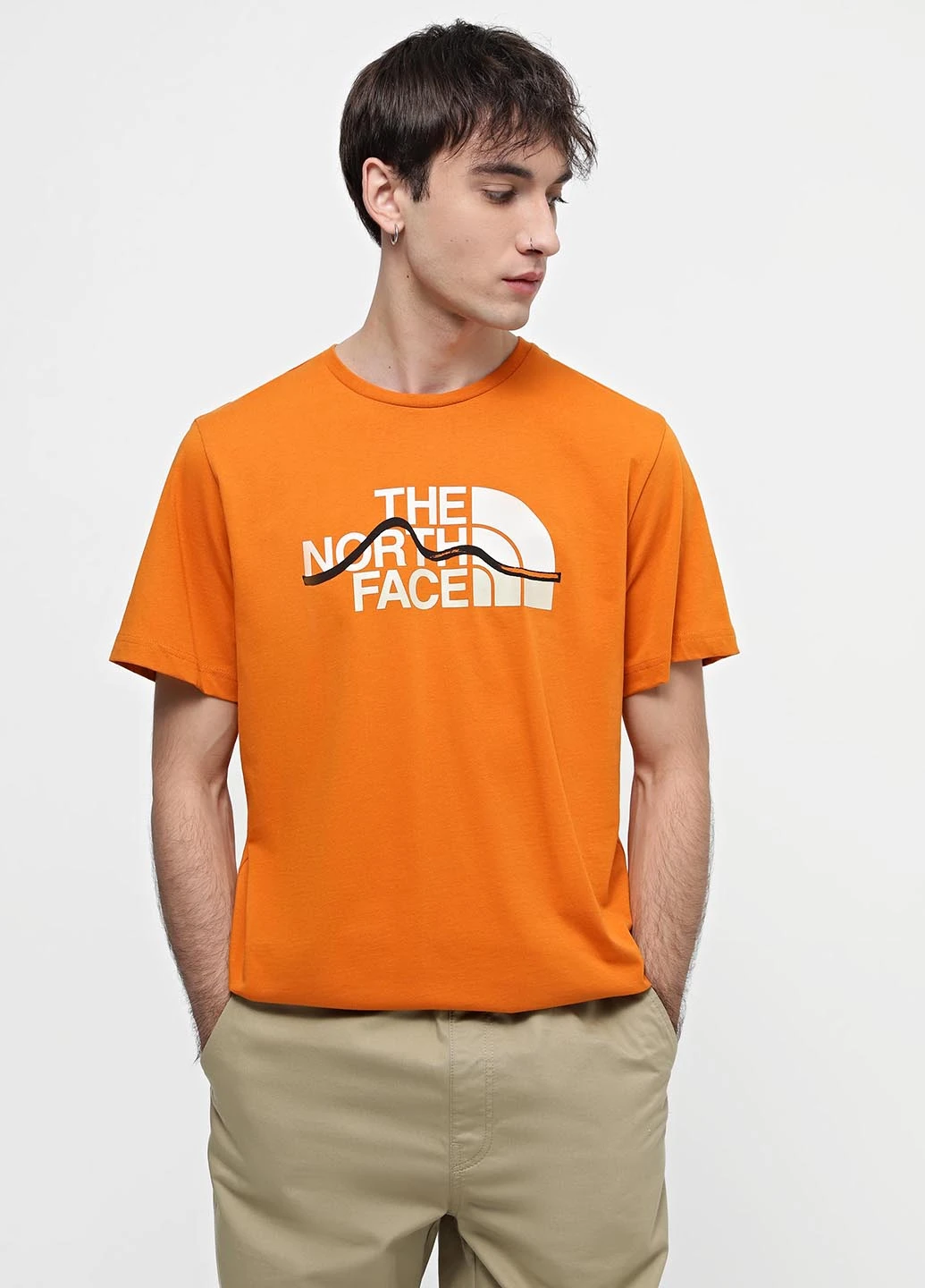 Помаранчева футболка The North Face