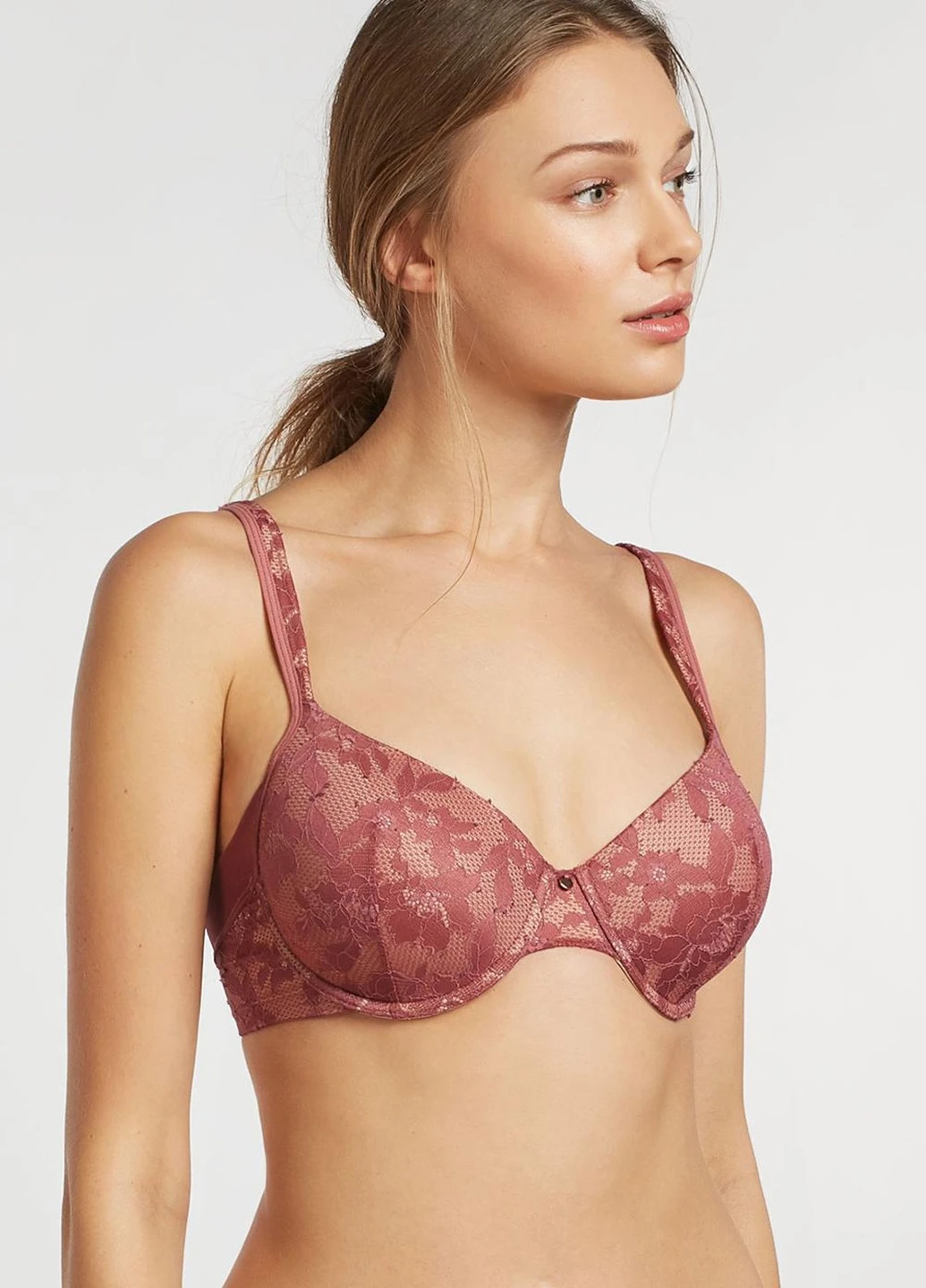 Темно-розовый комплект спідньої білизни жіночий 80e/l рожевий 30246 Gisela