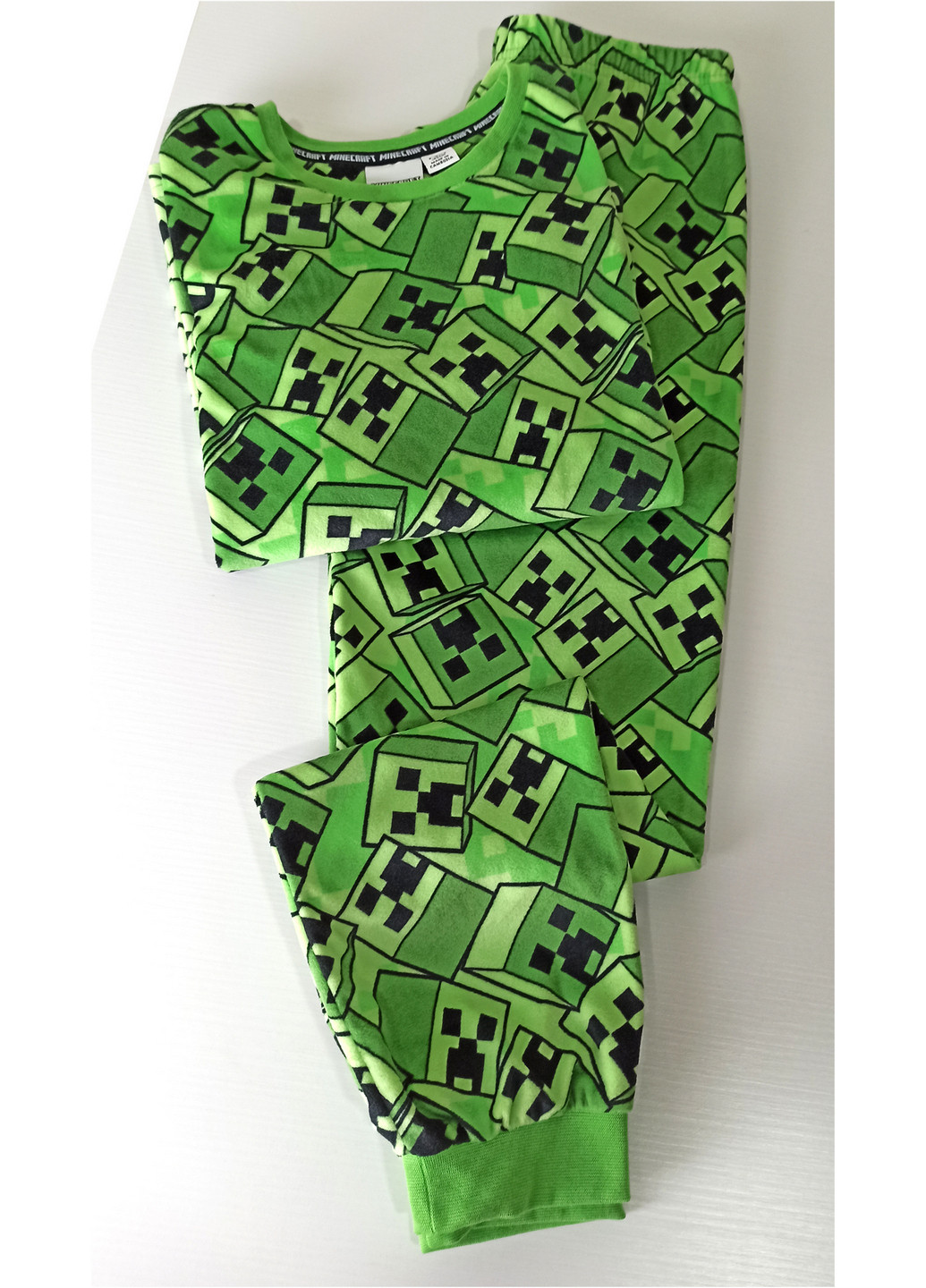 Зеленая всесезон пижама (свитшот, брюки) Primark