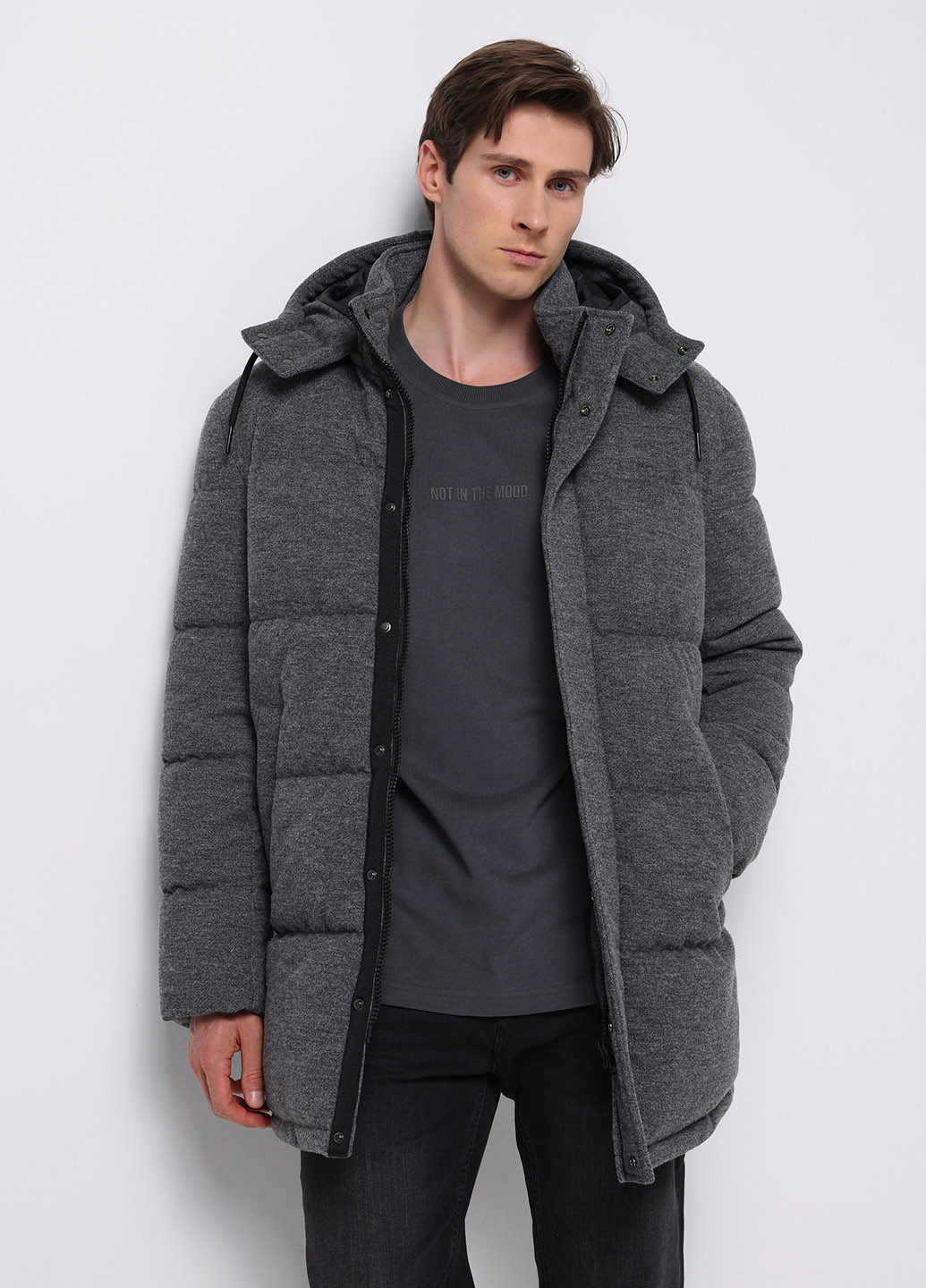 Темно-сіра зимня куртка Colin's