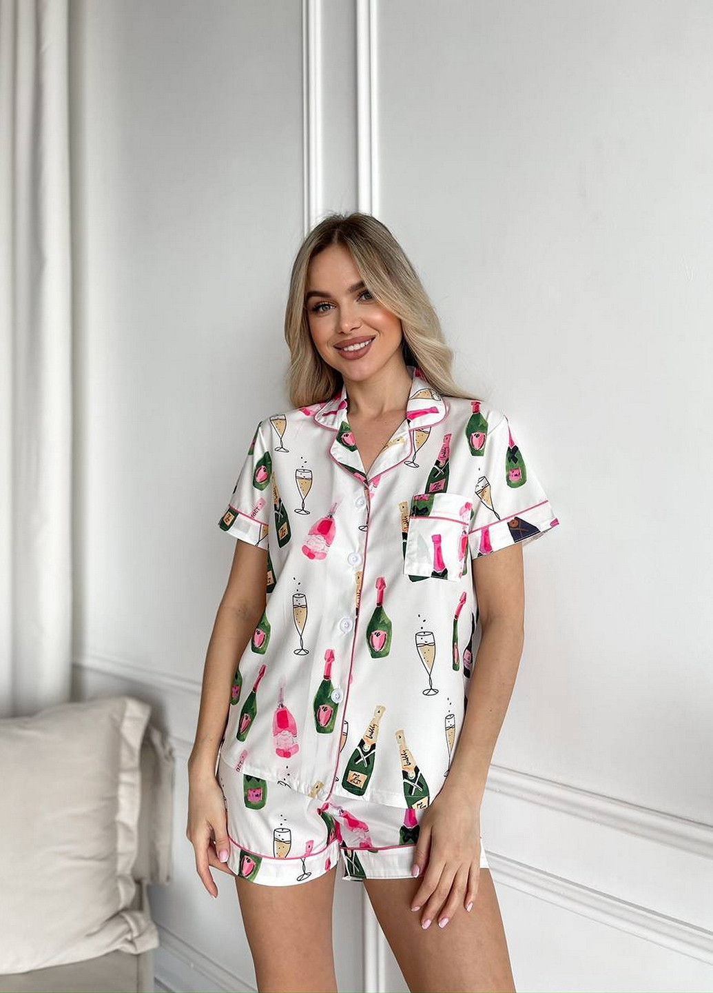 Белая всесезон пижама (рубашка, шорты) рубашка + шорты NOVA VEGA
