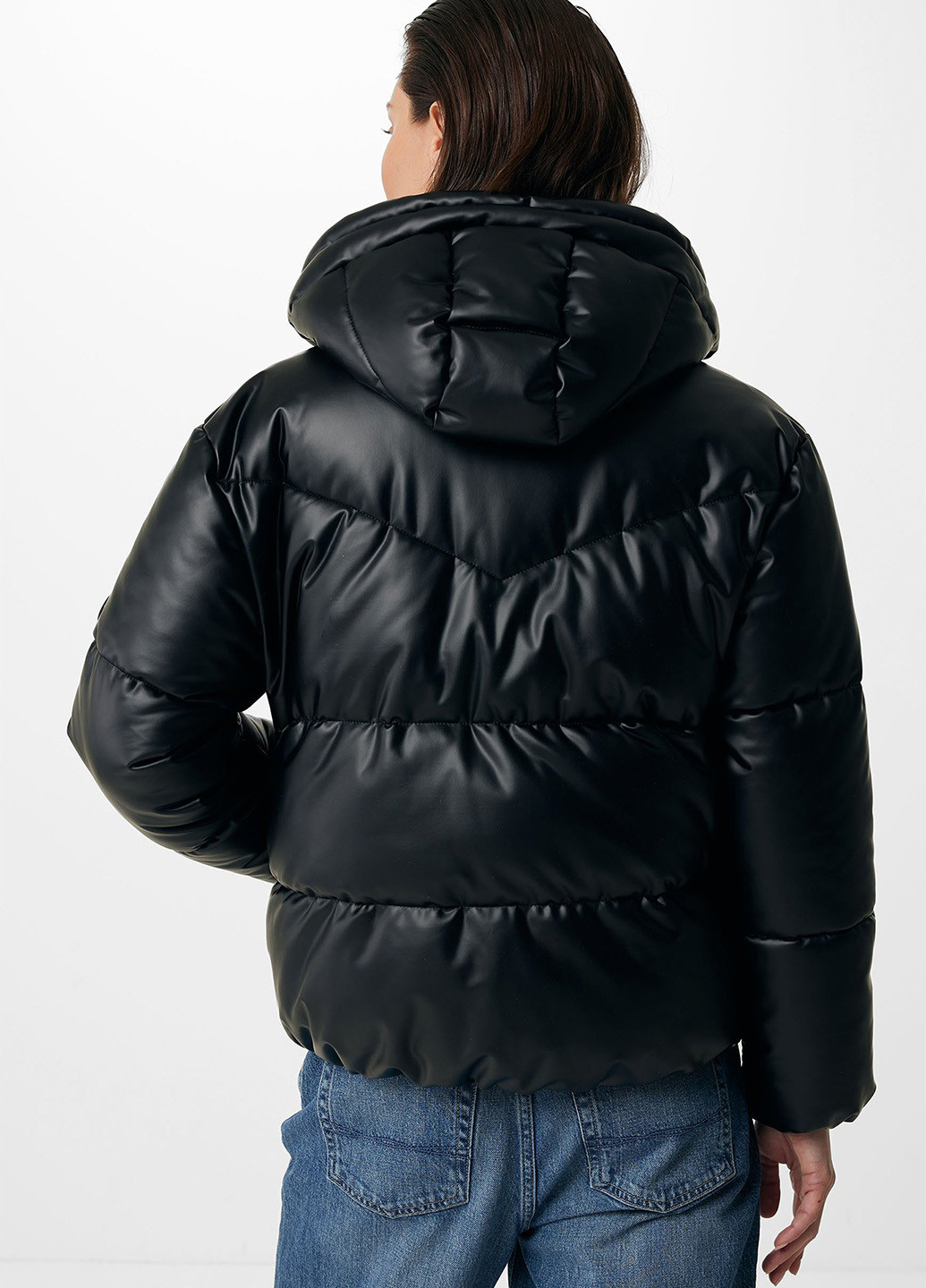 Черная зимняя куртка Mexx