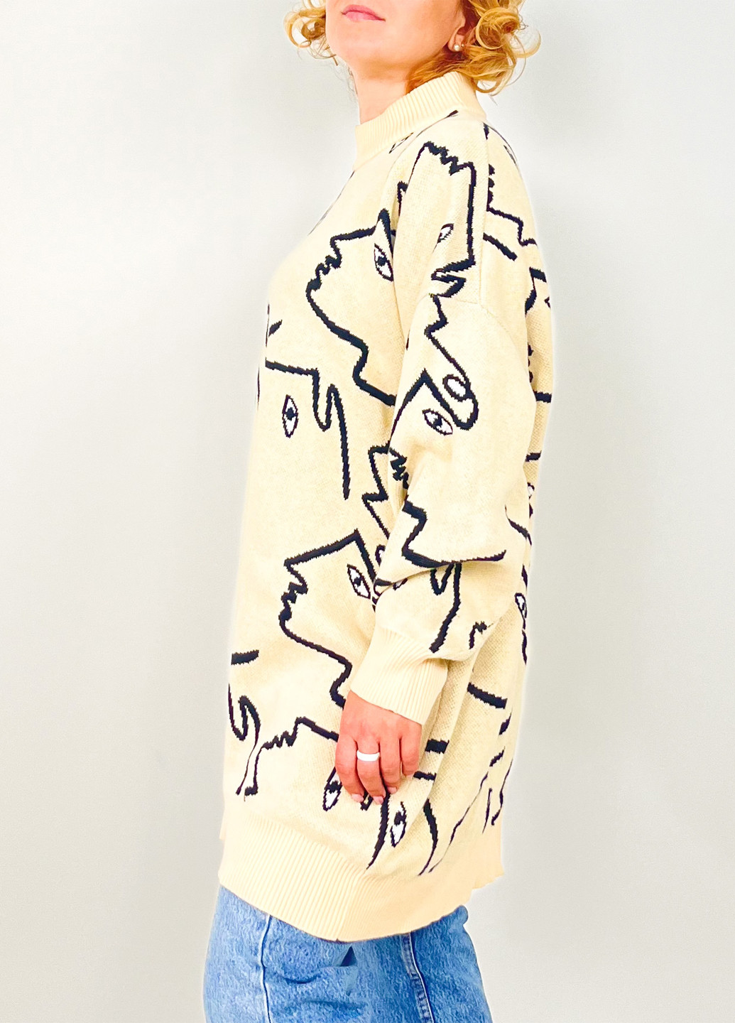 Светло-бежевое кэжуал платье платье-свитер Monki с рисунком