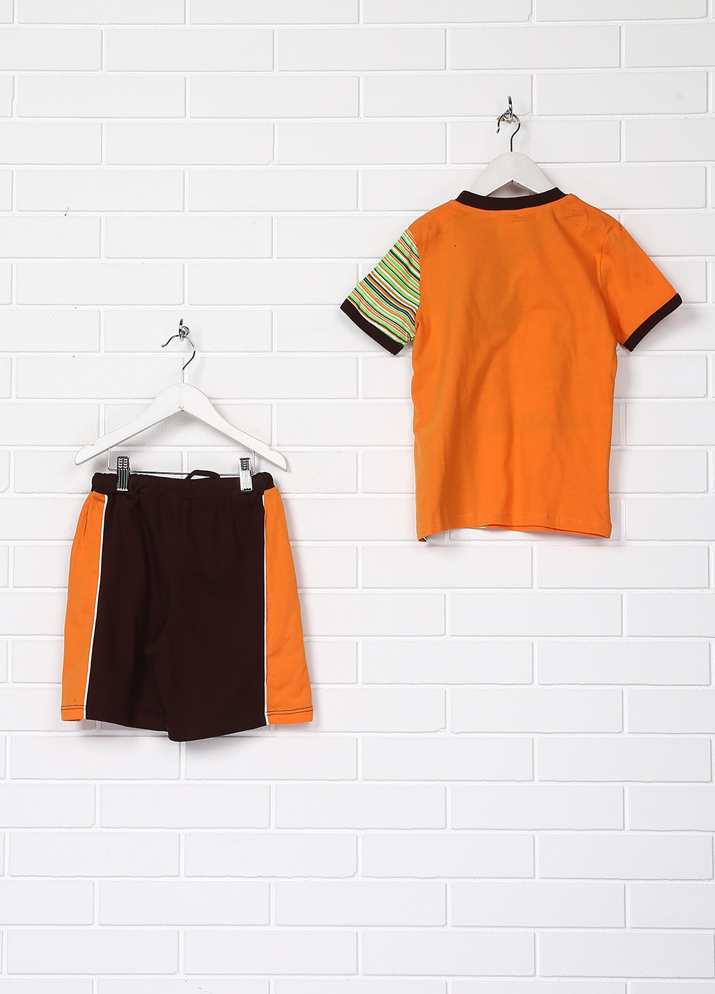 Оранжевый летний комплект (футболка, шорты) Bimba