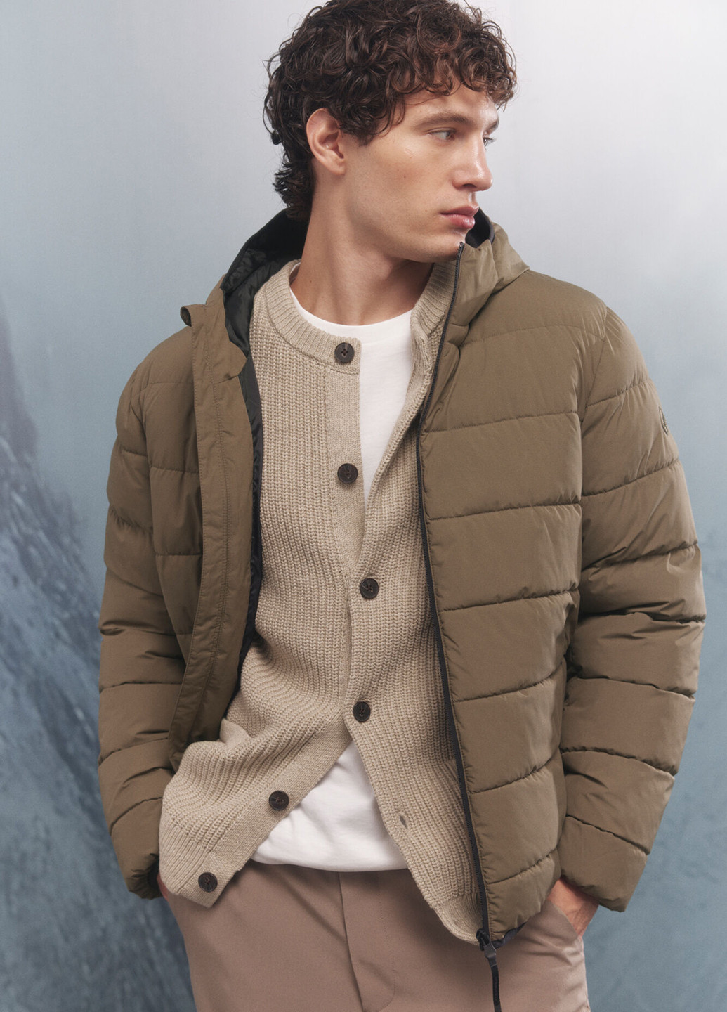 Бежева зимня куртка Springfield