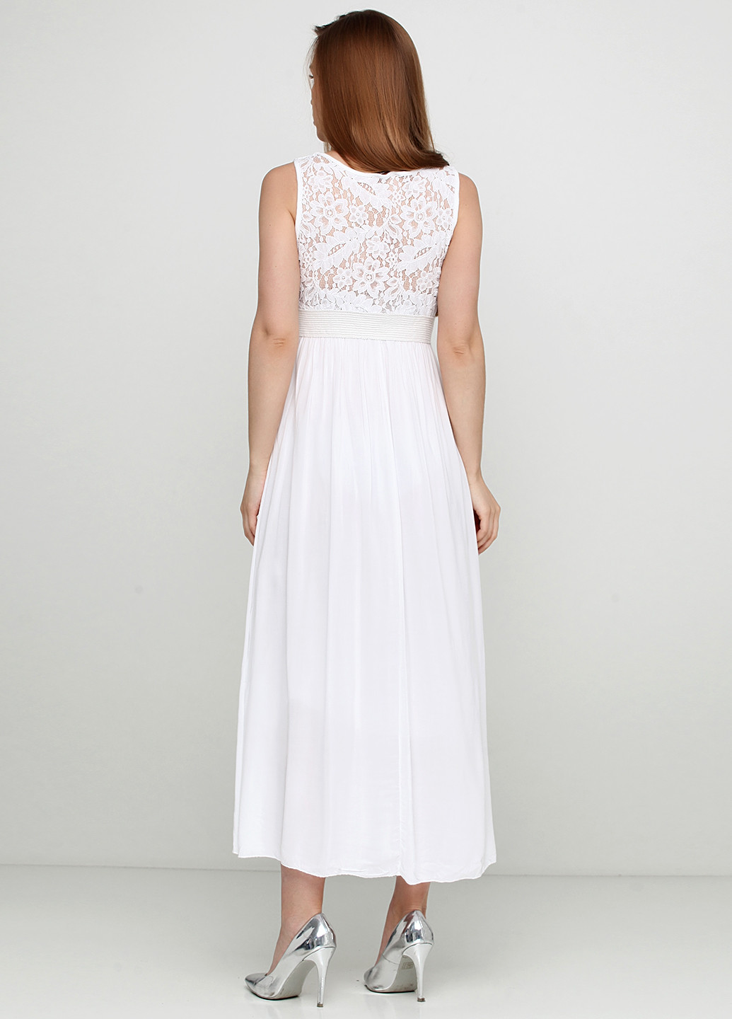 Белое кэжуал платье в стиле ампир Made in Italy однотонное