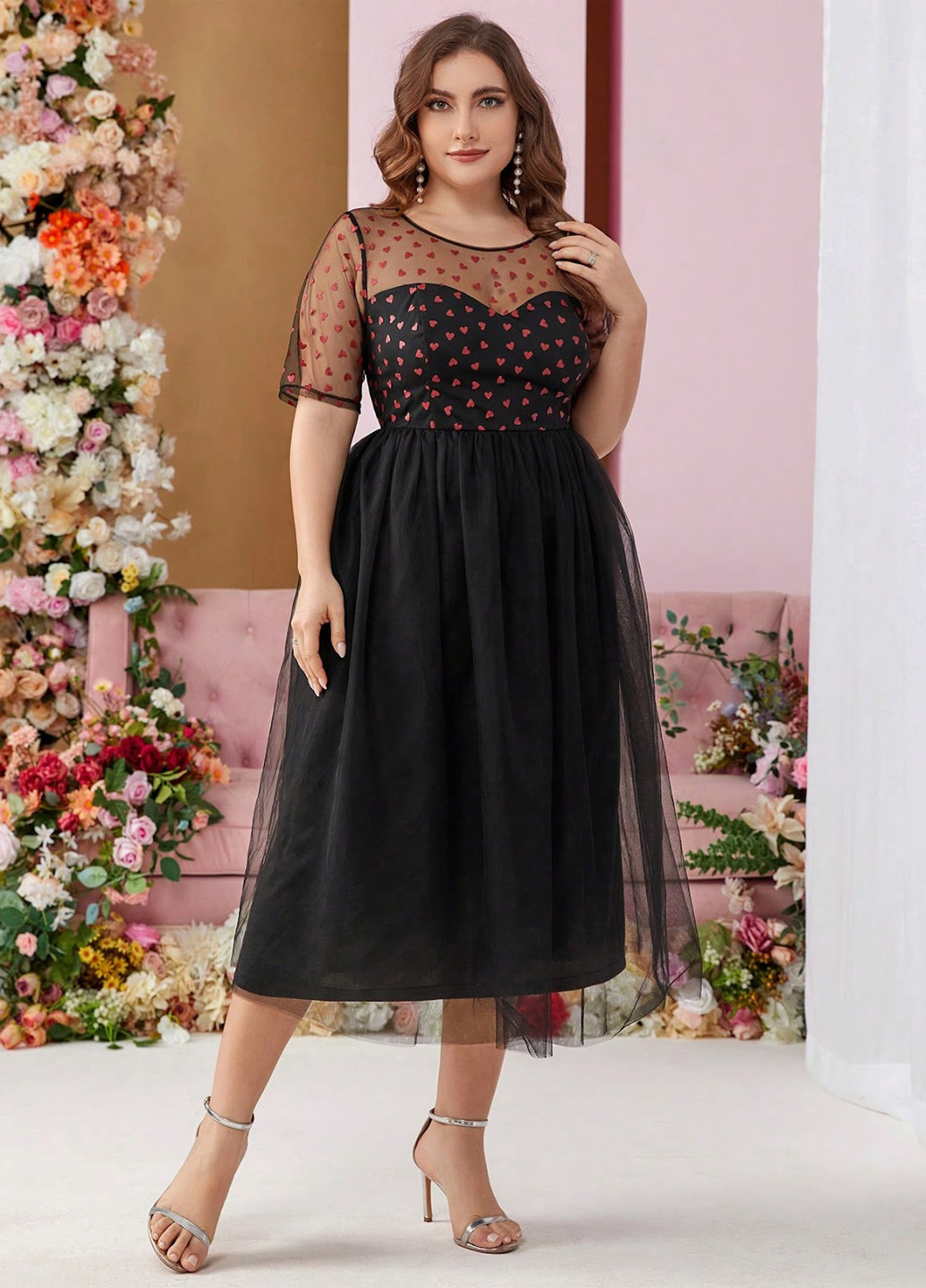 Черное праздничный, коктейльное платье клеш SHEIN сердечки