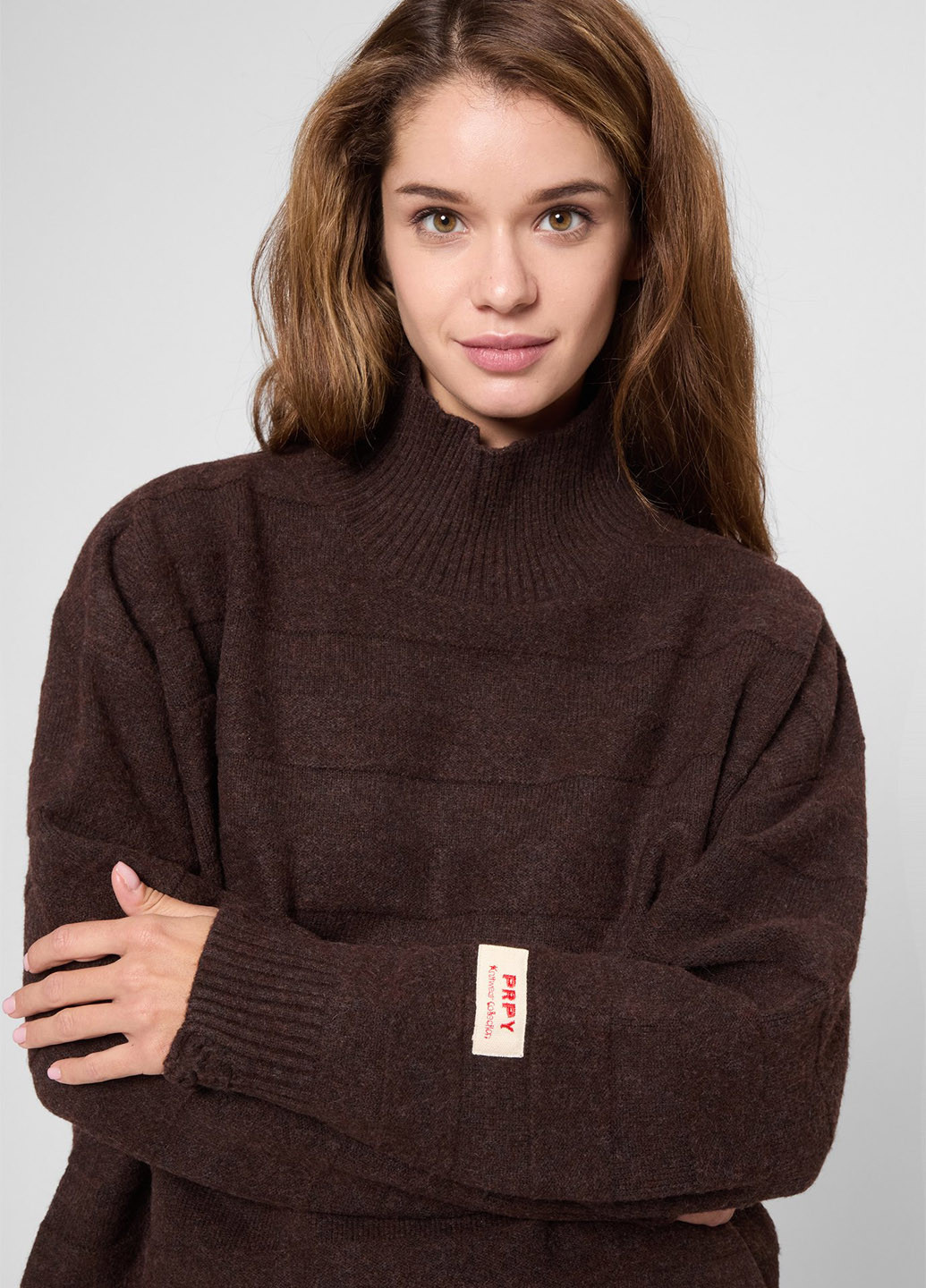 Коричневый зимний свитер PRPY