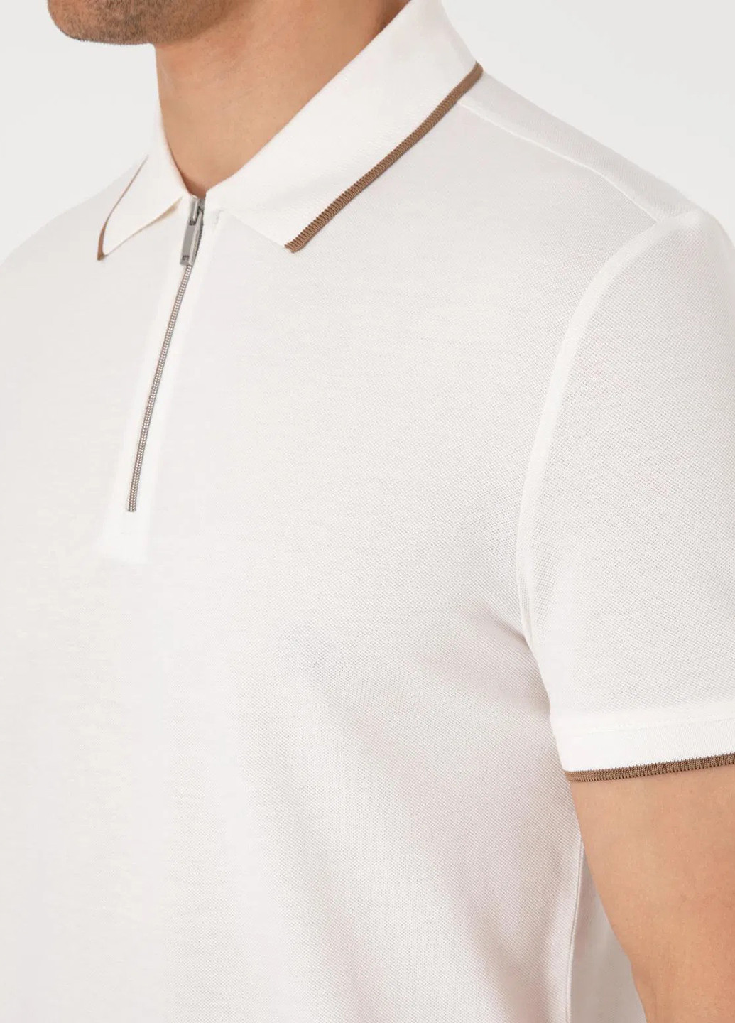 Молочная футболка-поло для мужчин Pierre Cardin однотонная