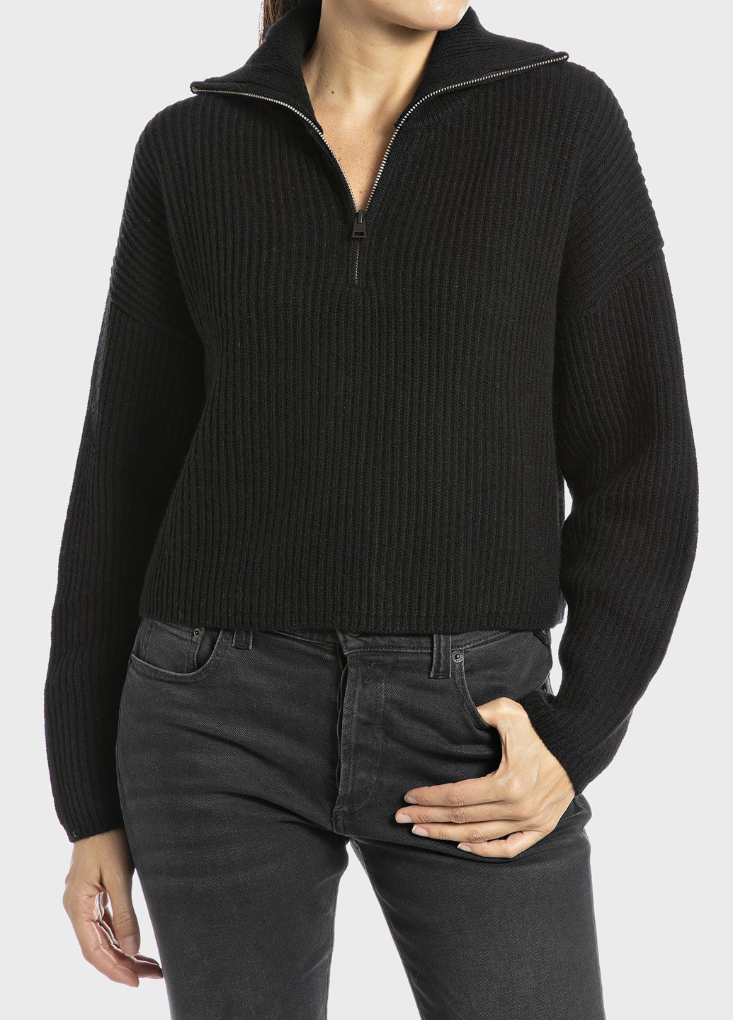 Чорний зимовий светр Replay