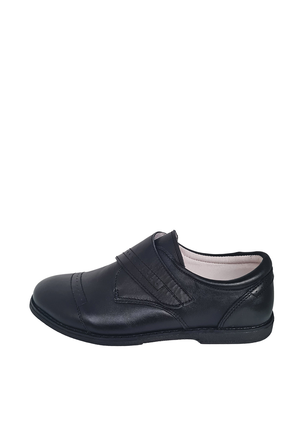 Черные туфли на липучке B & G