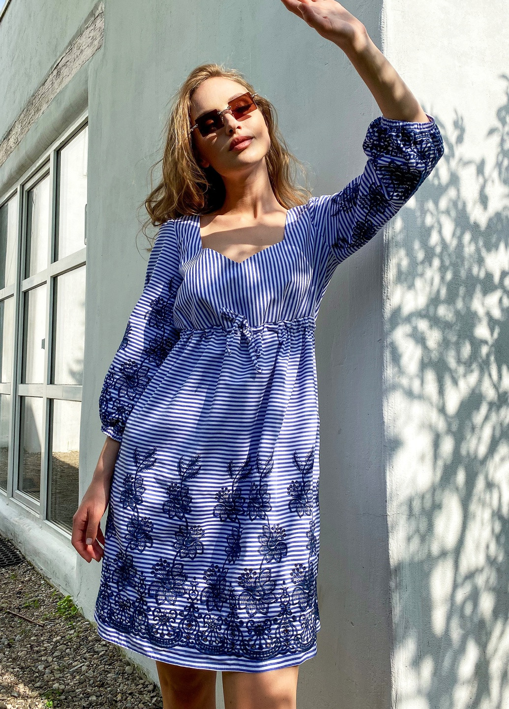 Синее повседневный платье ST-Seventeen с цветочным принтом