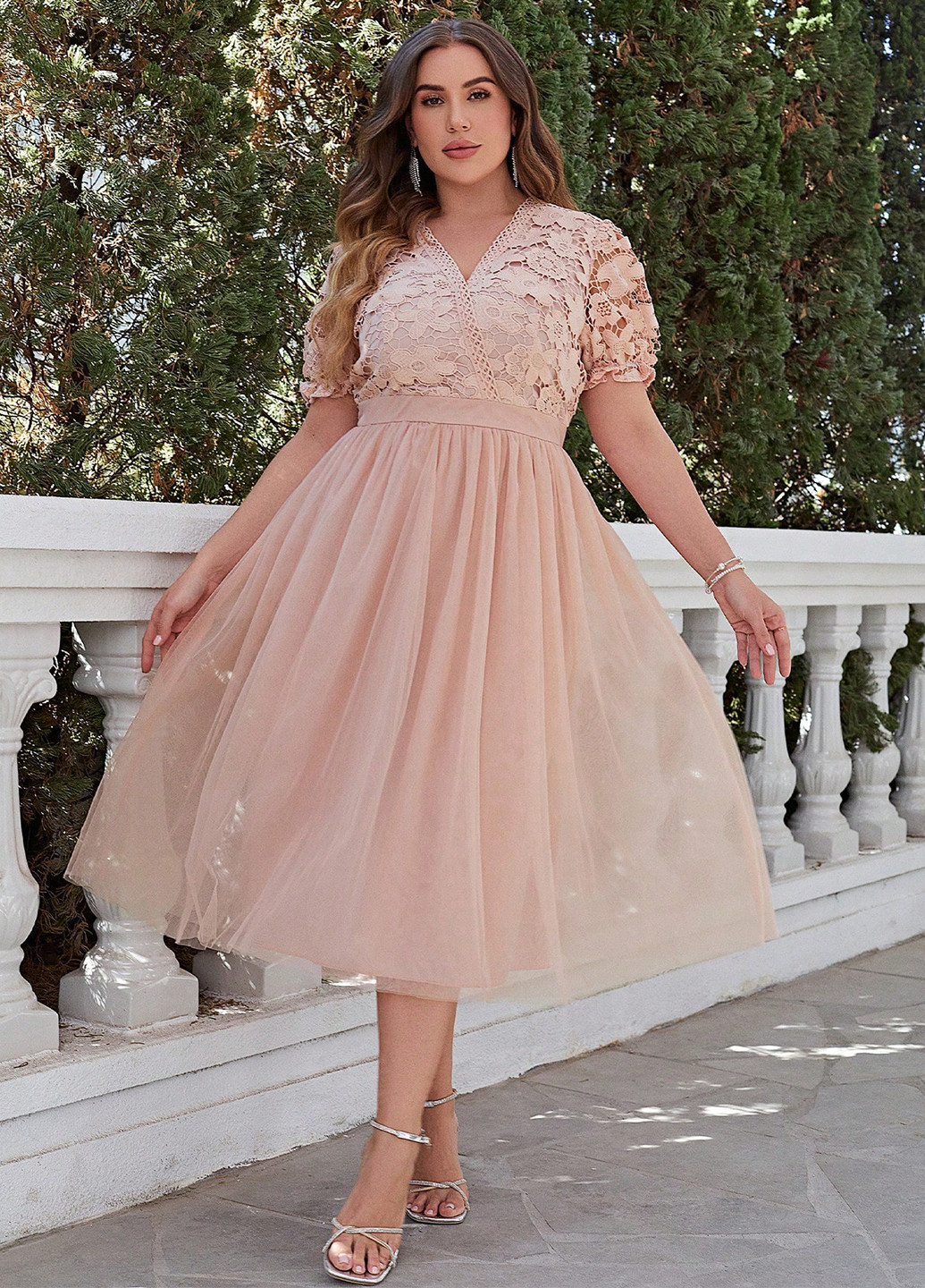 Персиковое праздничный платье с пышной юбкой SHEIN однотонное